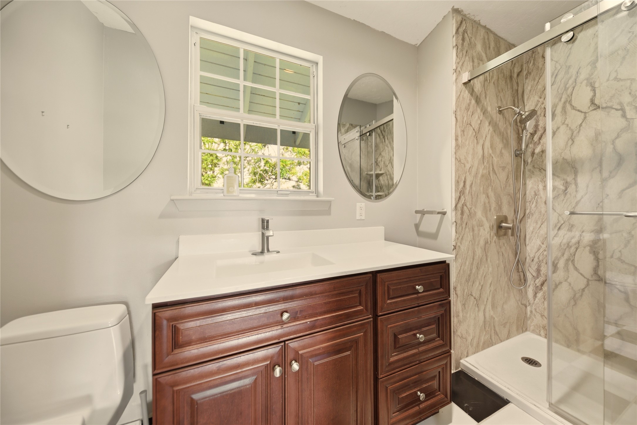 144 Century Lane Property Photo 37