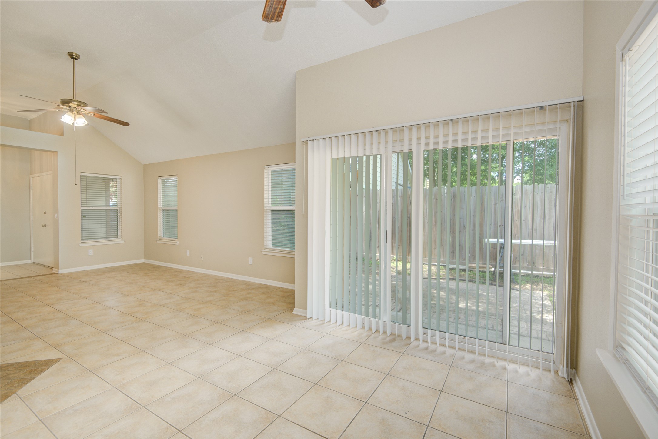5006 Westfield Village Drive Property Photo 6