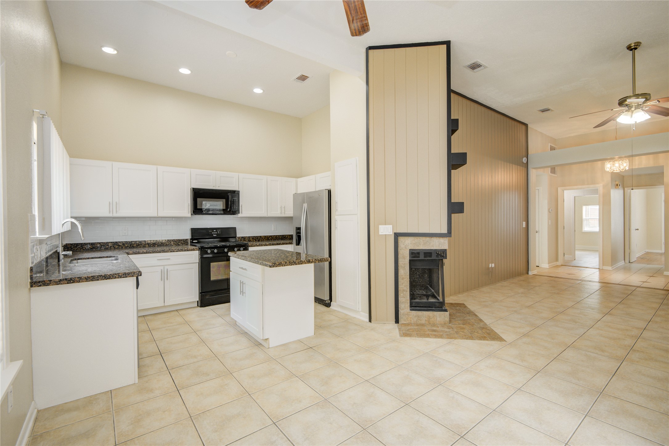 5006 Westfield Village Drive Property Photo 7