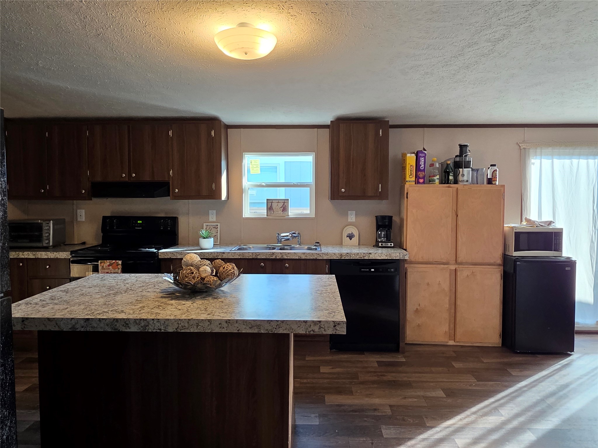 1322 Road 5263 Property Photo 1