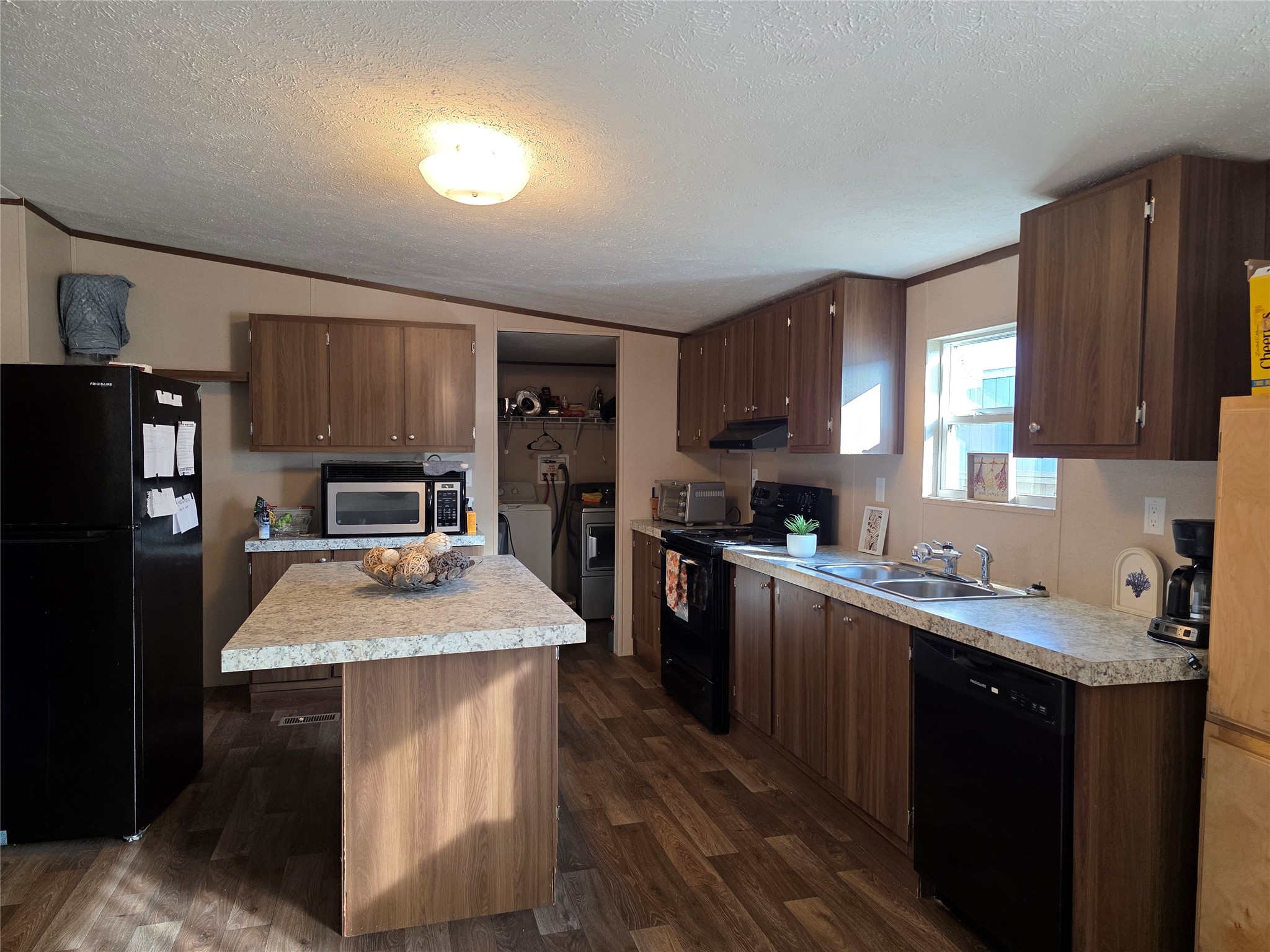 1322 Road 5263 Property Photo 3