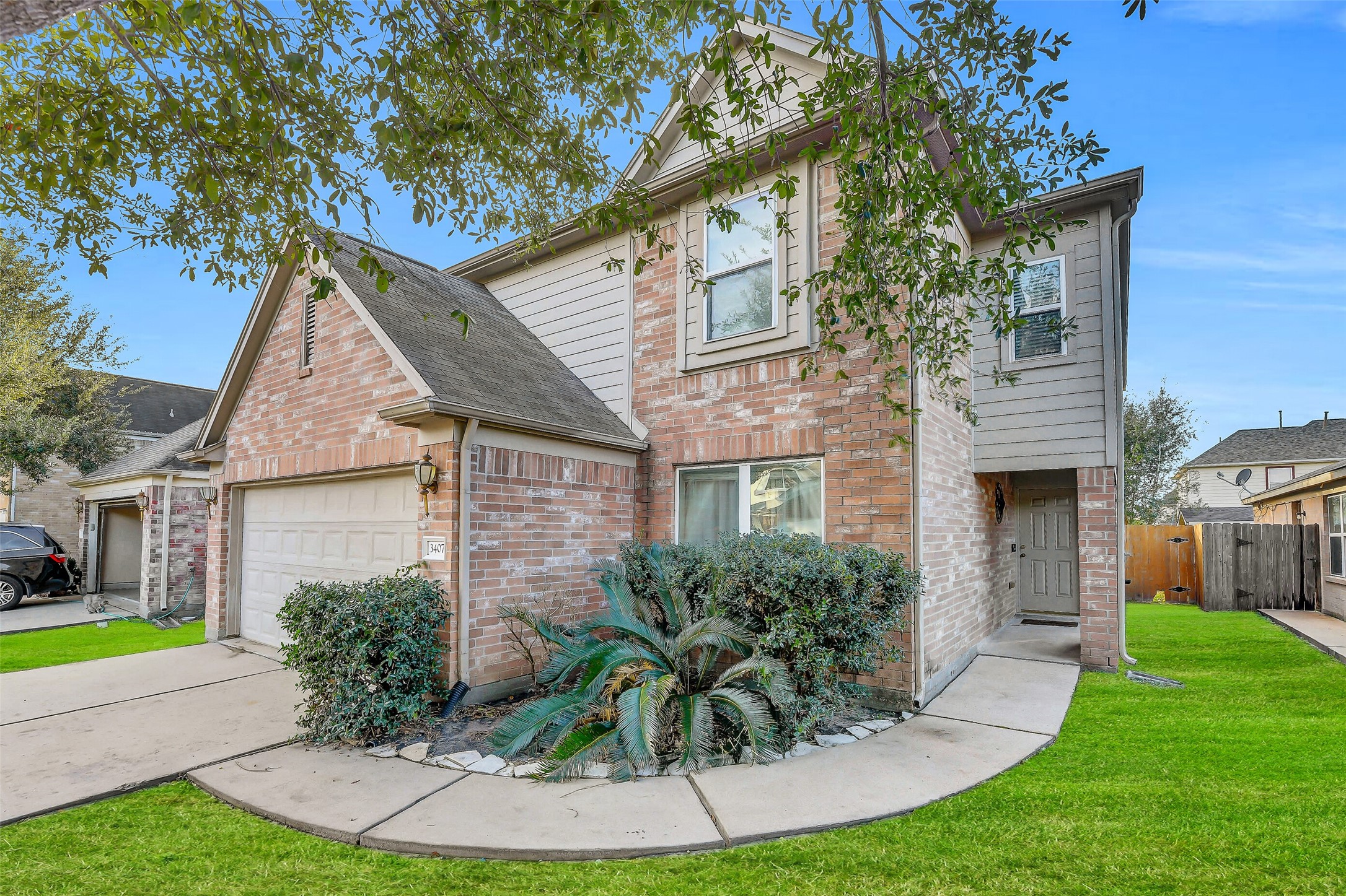 3407 Apple Dale Drive Property Photo 1