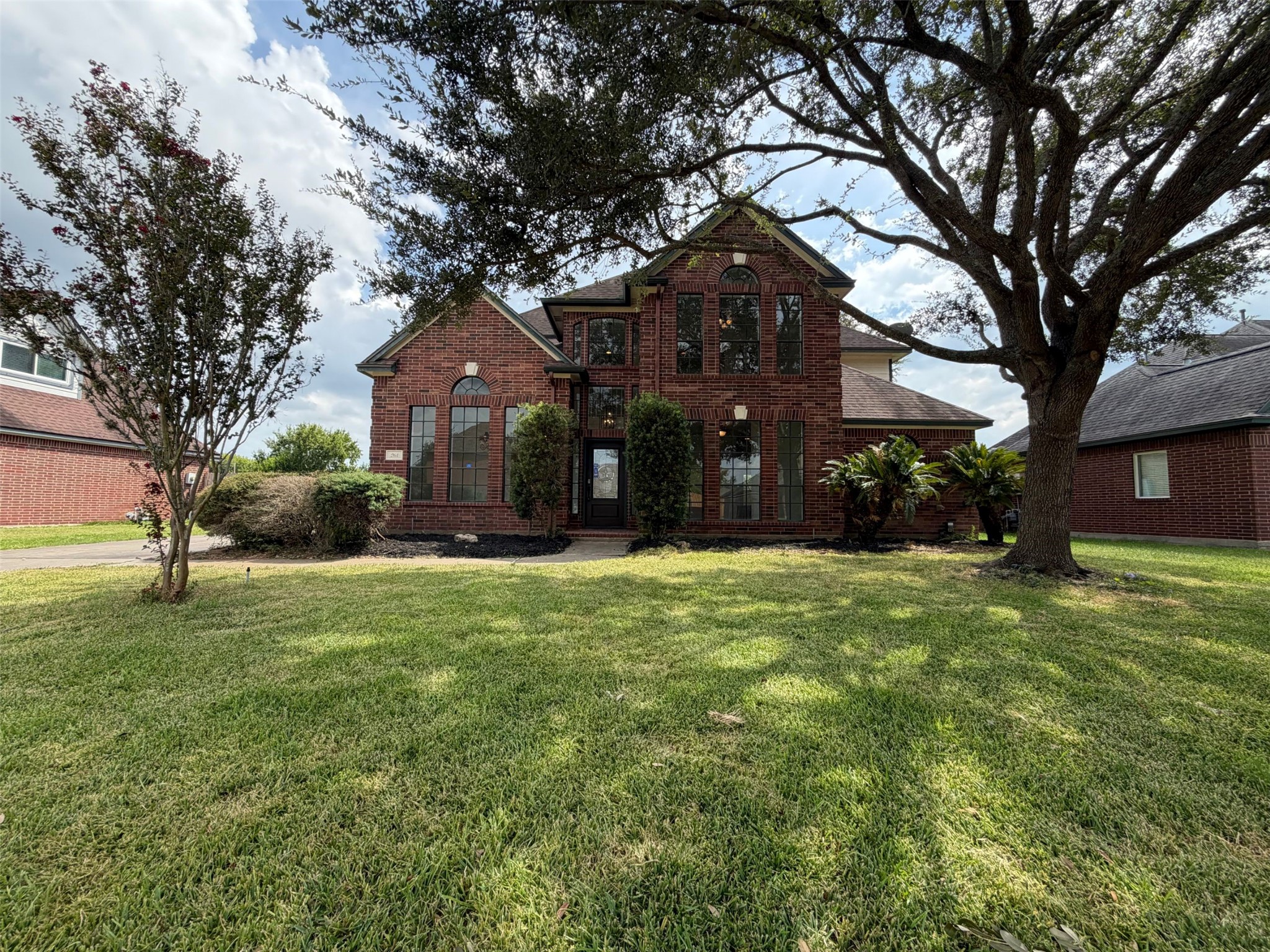 201 Rosemary Lane Property Photo 1