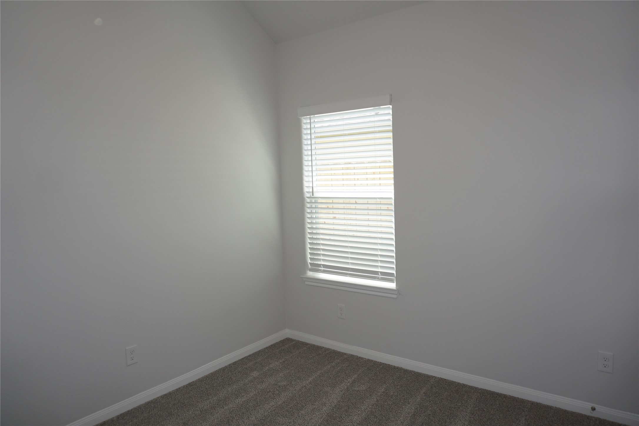 11893 East Gate Drive Property Photo 12
