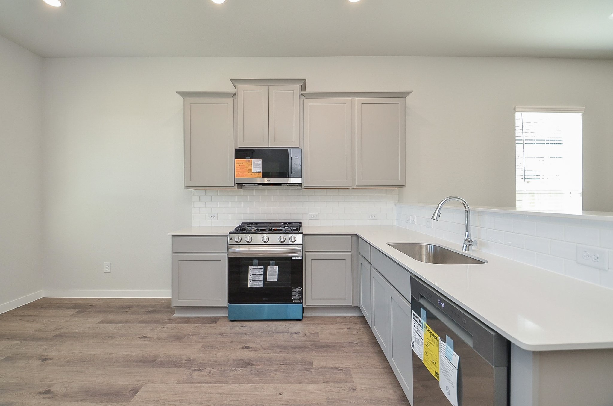 21207 Speckled Trout Lane Property Photo 10