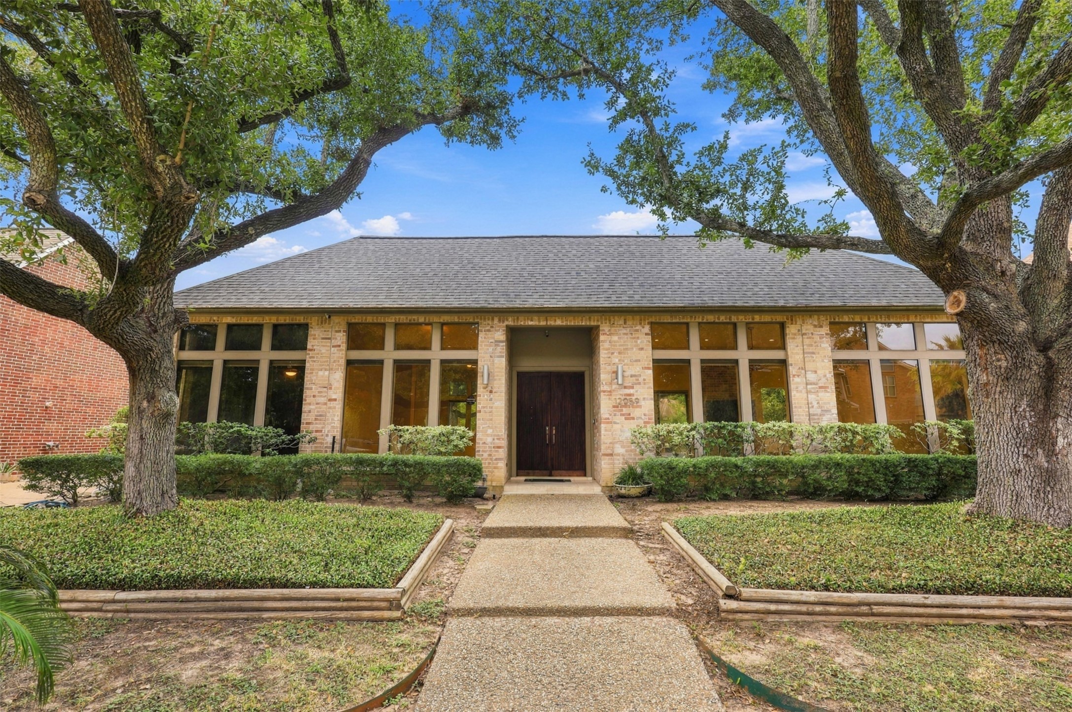 12059 S Circle Drive Property Photo 1