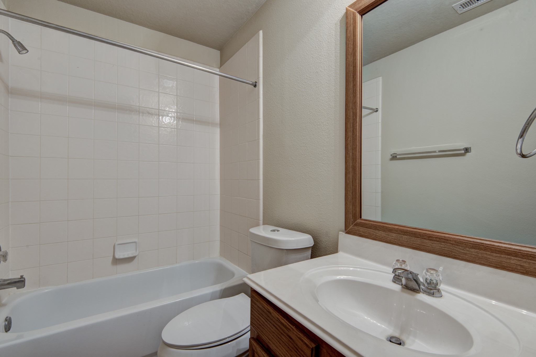 21507 Siros Isle Drive Property Photo 12