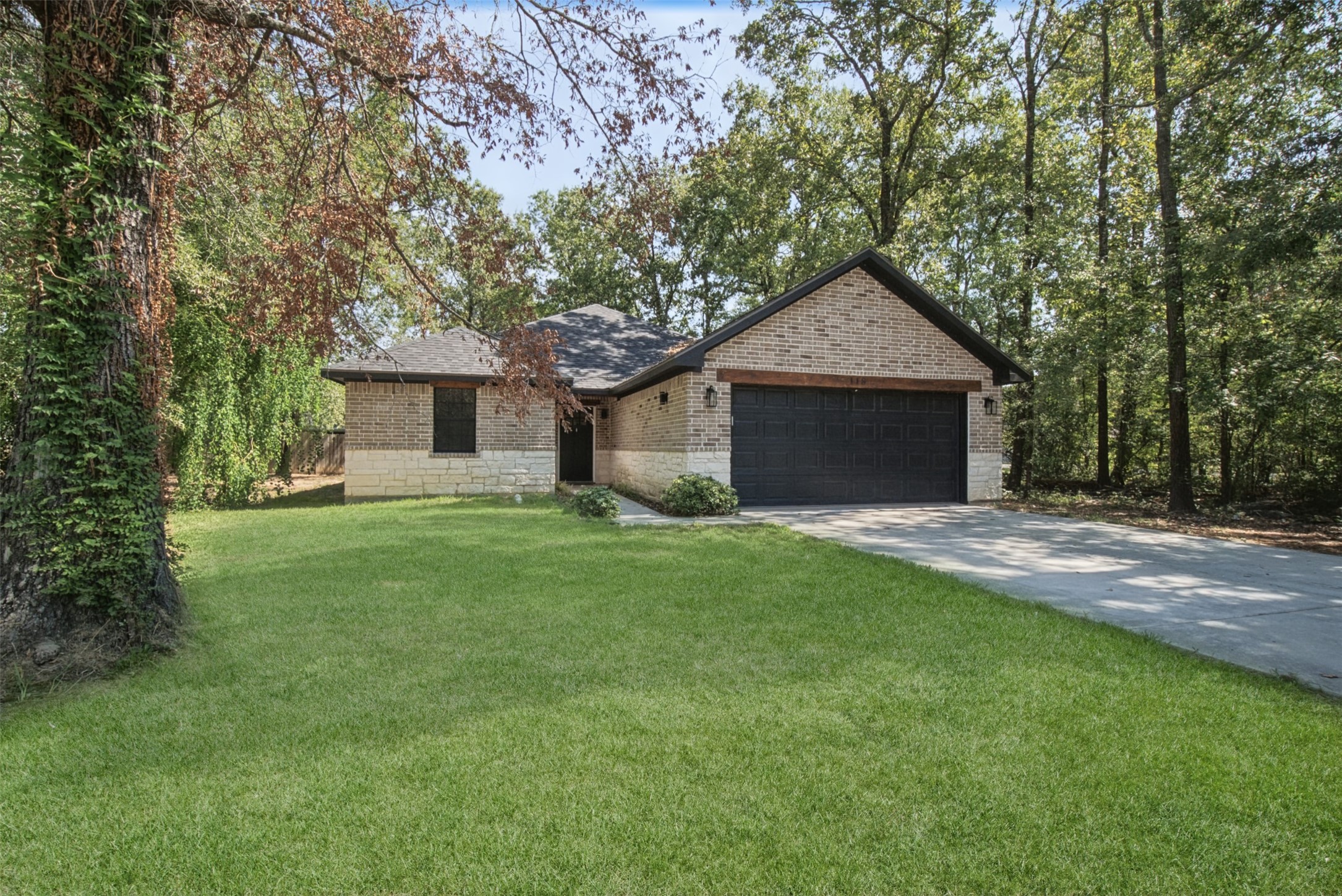 118 N Village Cove Loop Property Photo 1