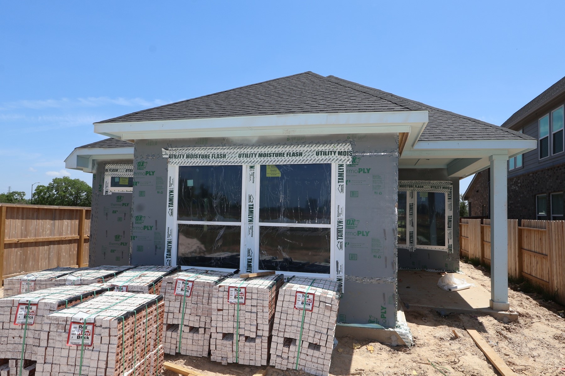 27206 Scarlet Paint Brush Drive Property Photo 7