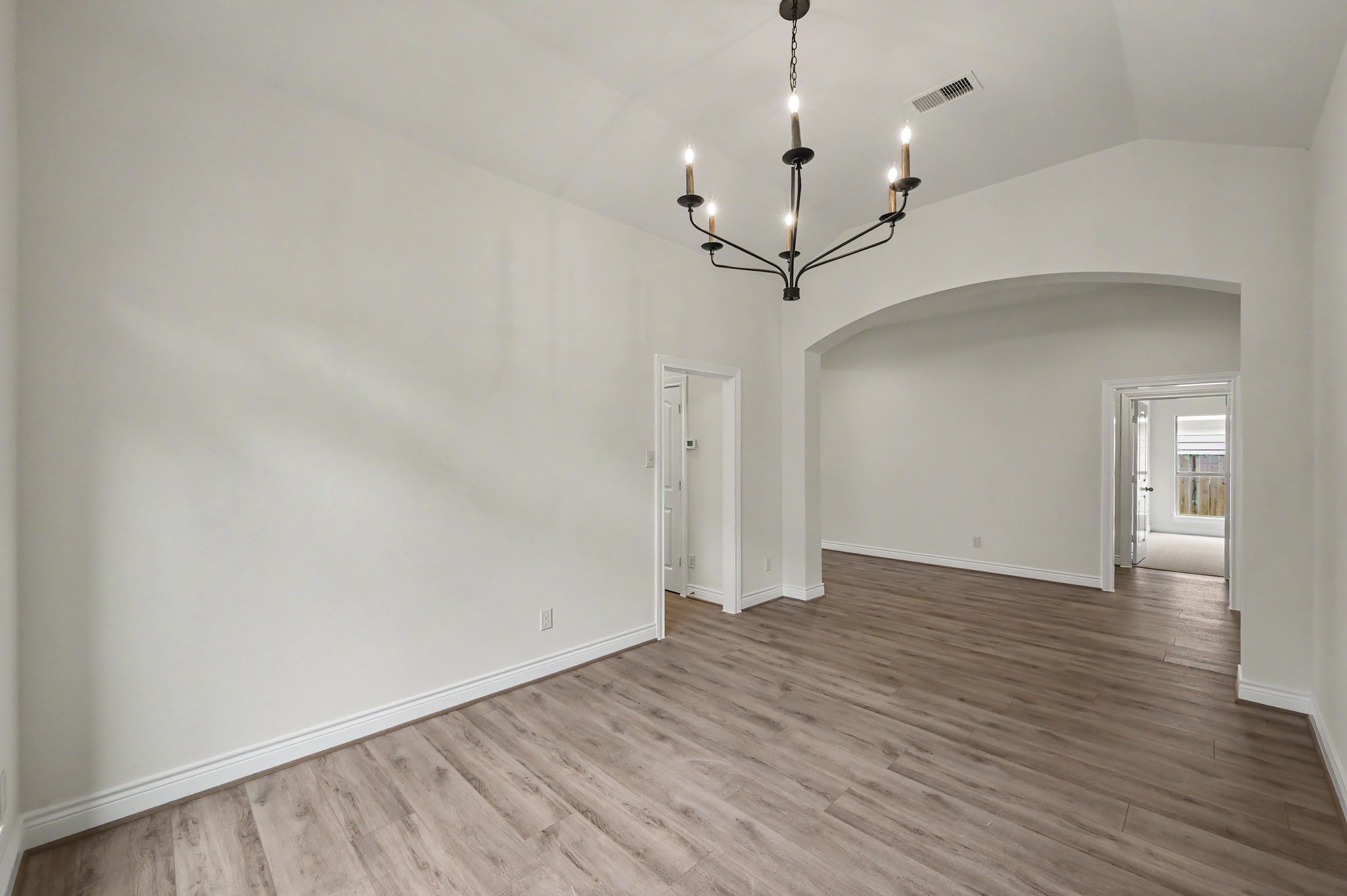 1414 Laura Hills Lane Property Photo 11