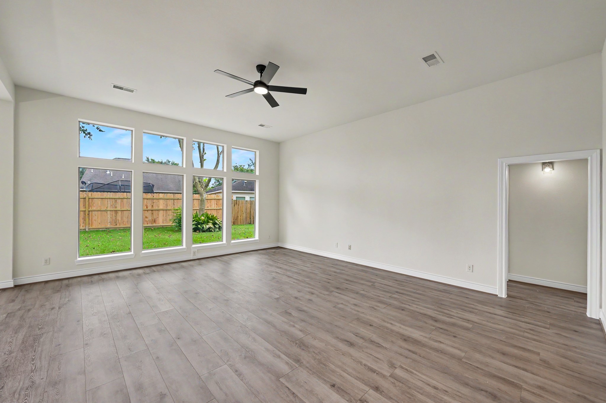1414 Laura Hills Lane Property Photo 14