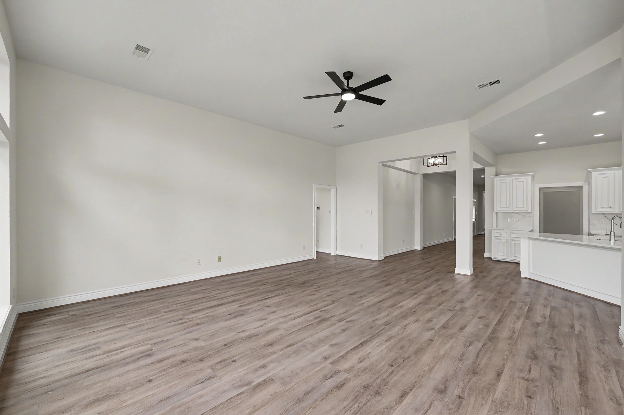 1414 Laura Hills Lane Property Photo 15