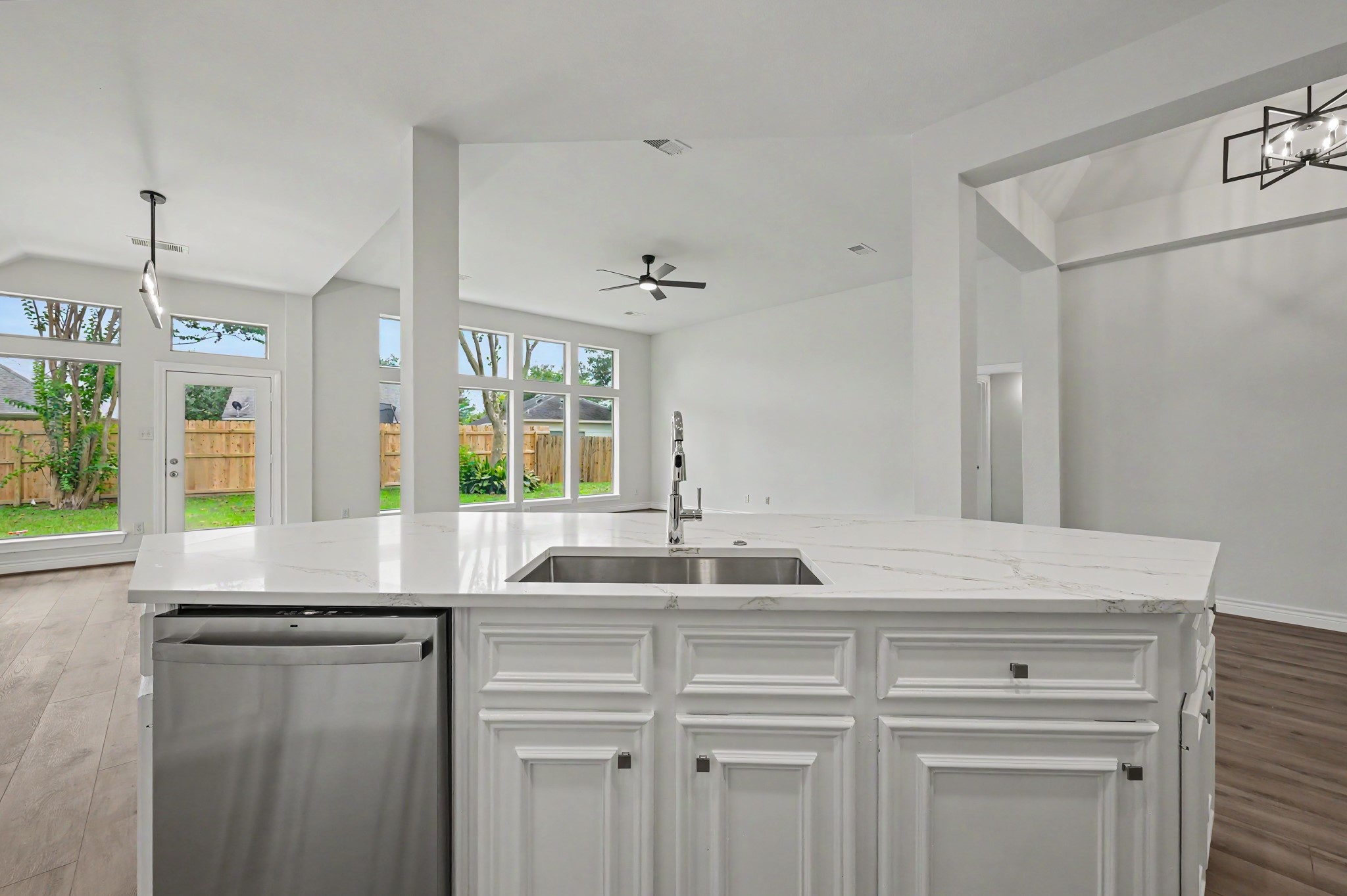 1414 Laura Hills Lane Property Photo 22