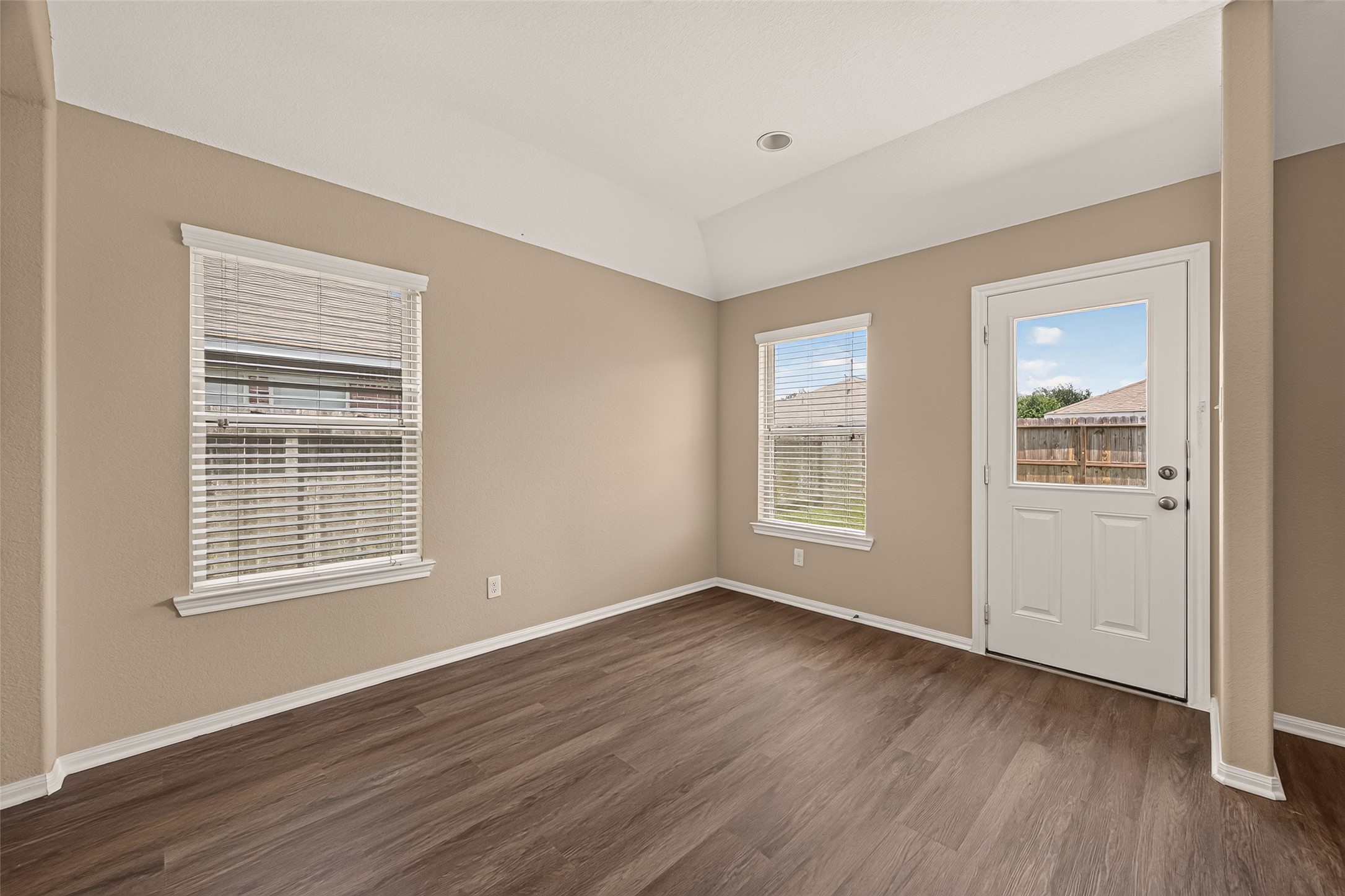5431 Rio Drive Property Photo 10