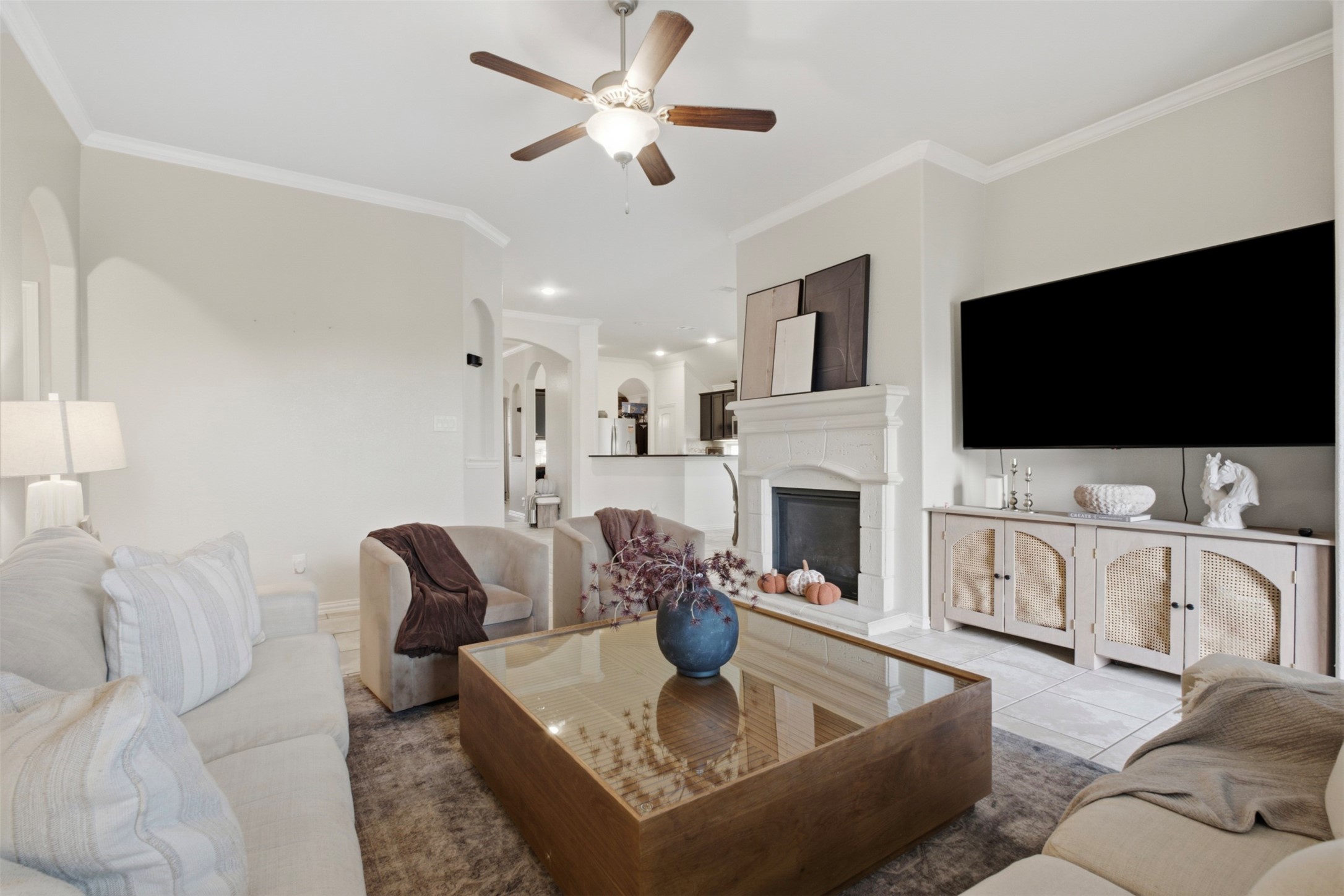 8218 Bay Run Avenue Property Photo 6
