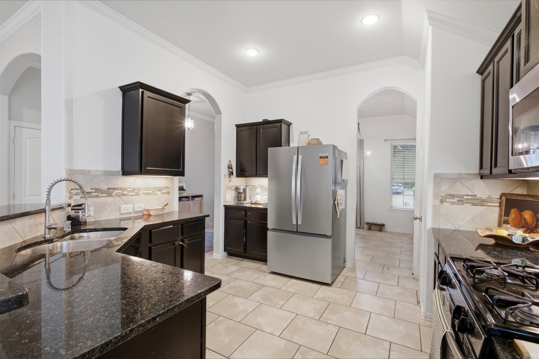 8218 Bay Run Avenue Property Photo 9