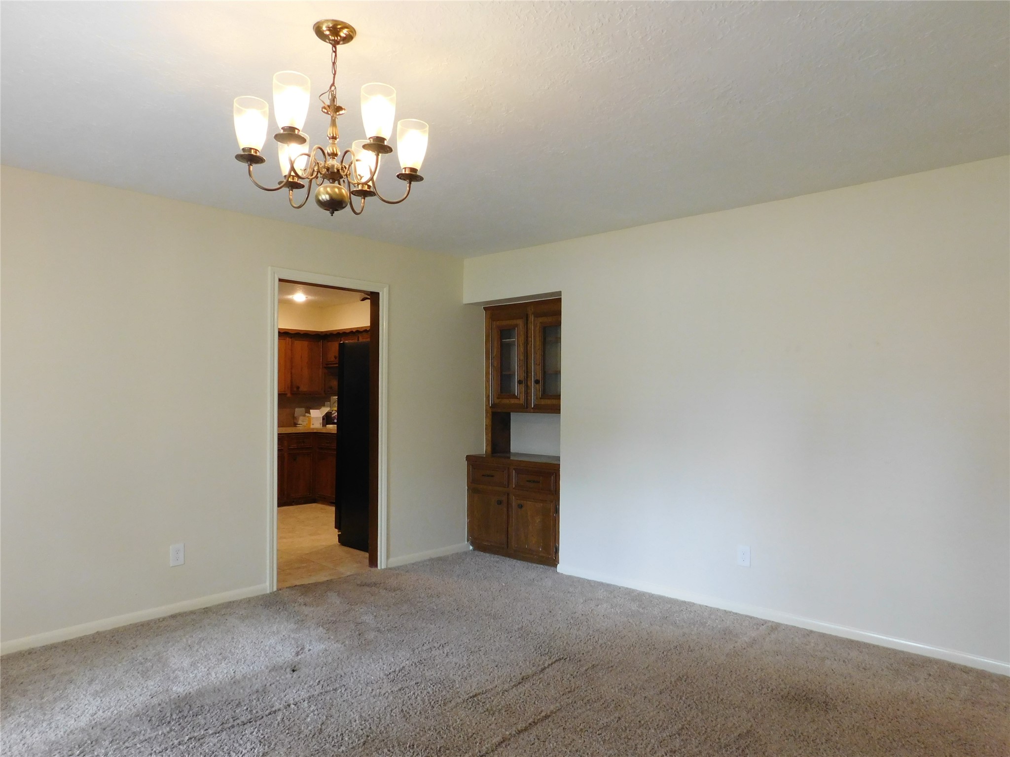 4 Kingsley Court Property Photo 6