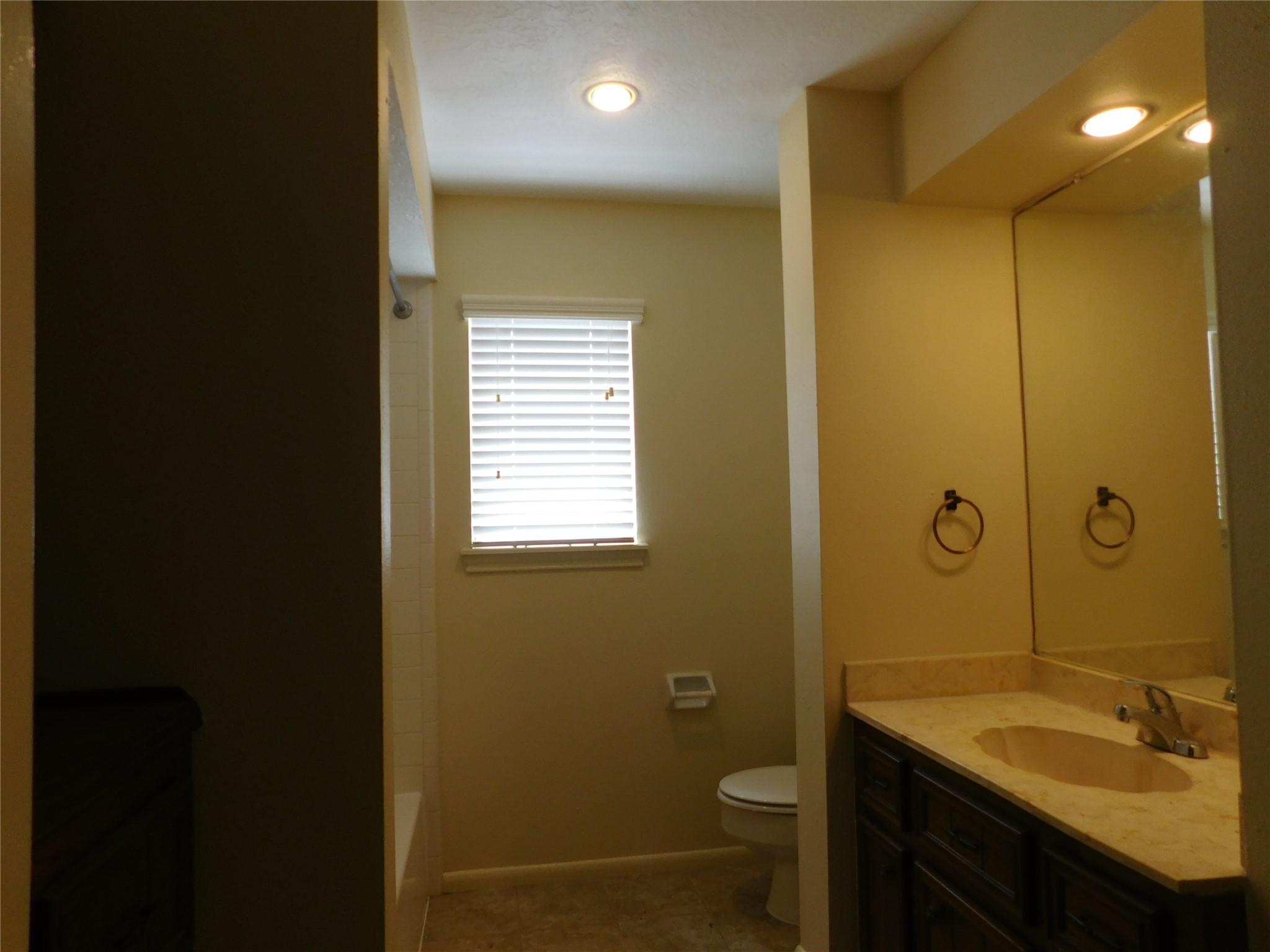4 Kingsley Court Property Photo 10