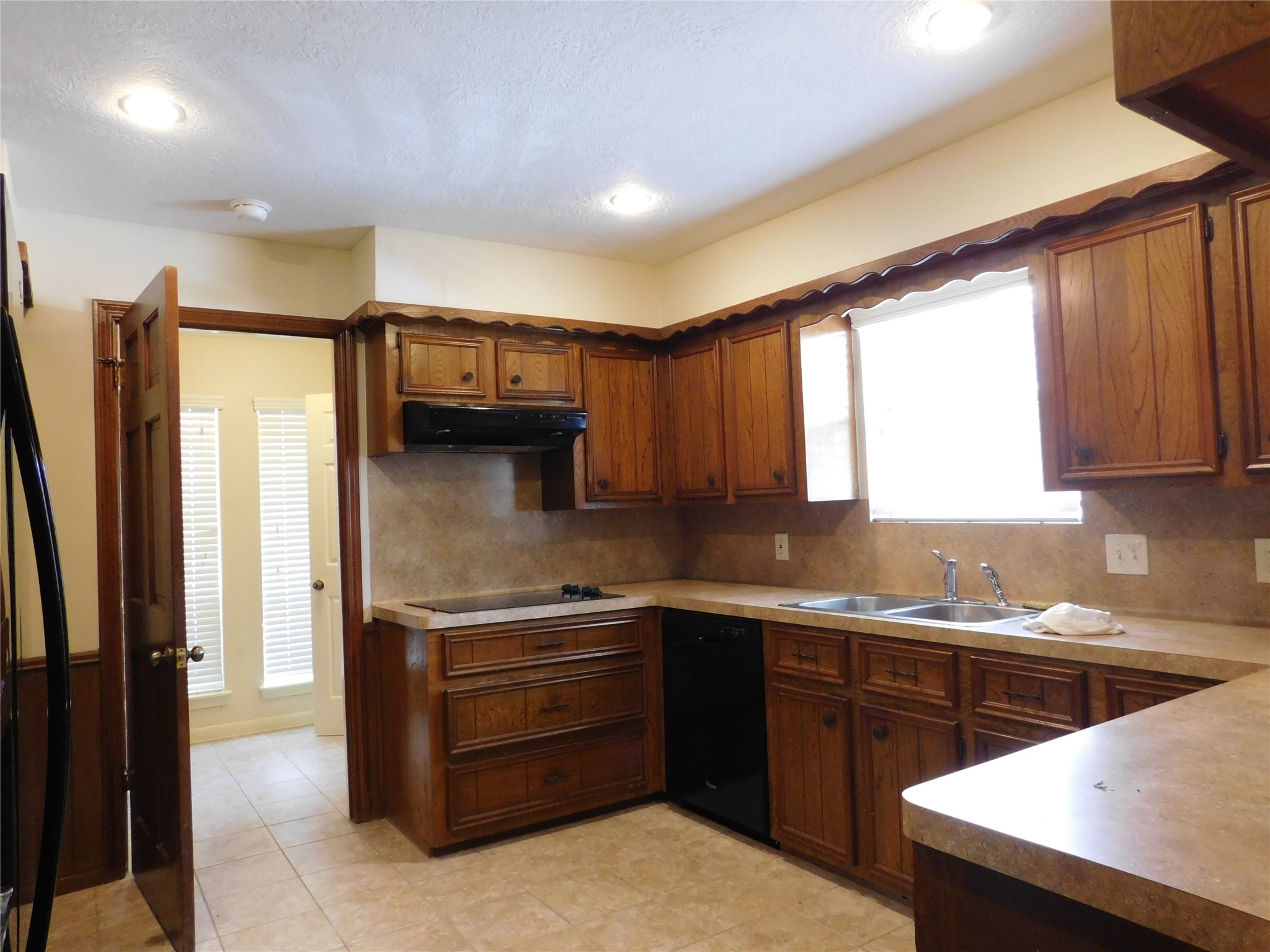 4 Kingsley Court Property Photo 11