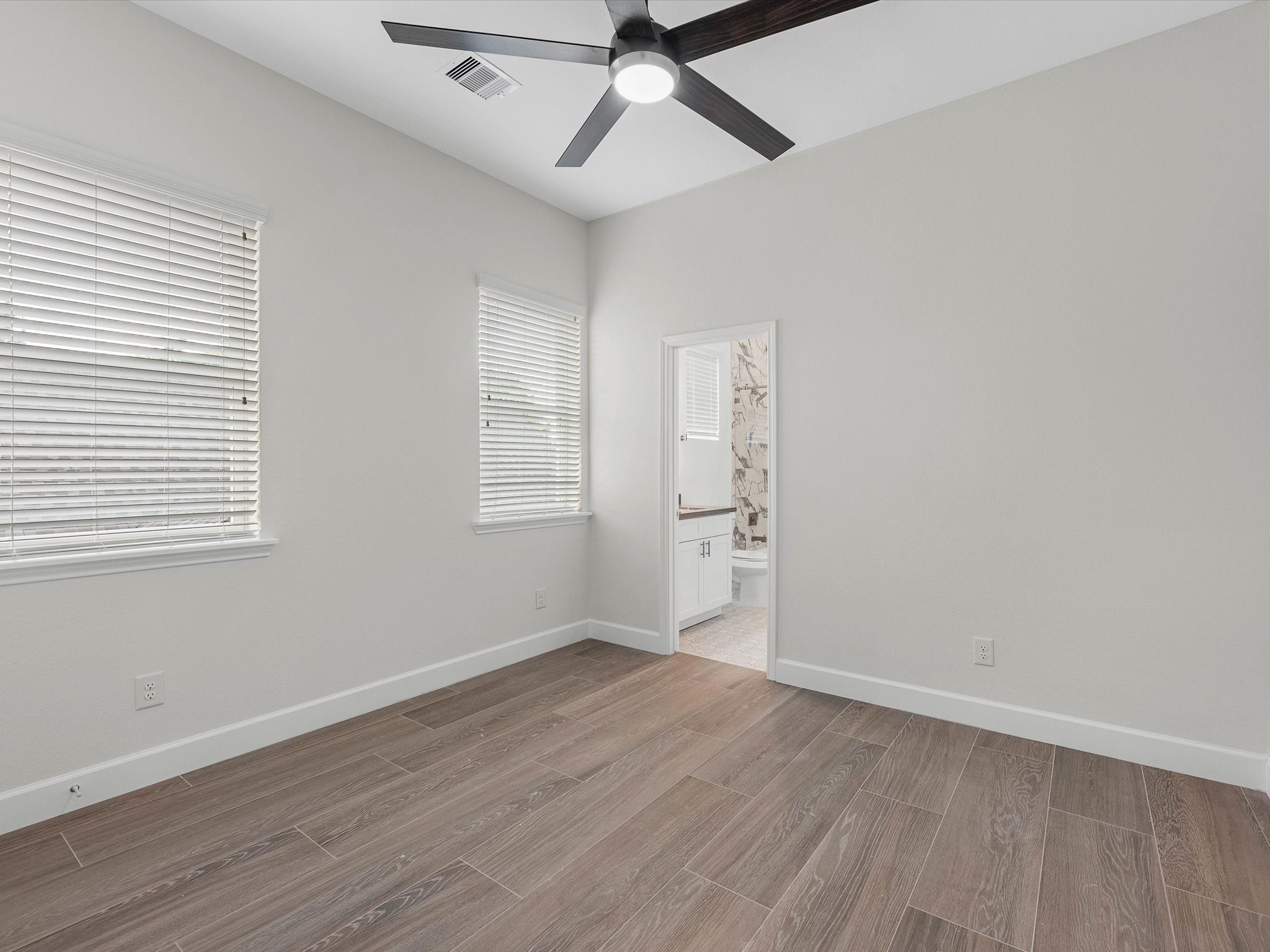 603 N Milby A Property Photo 23