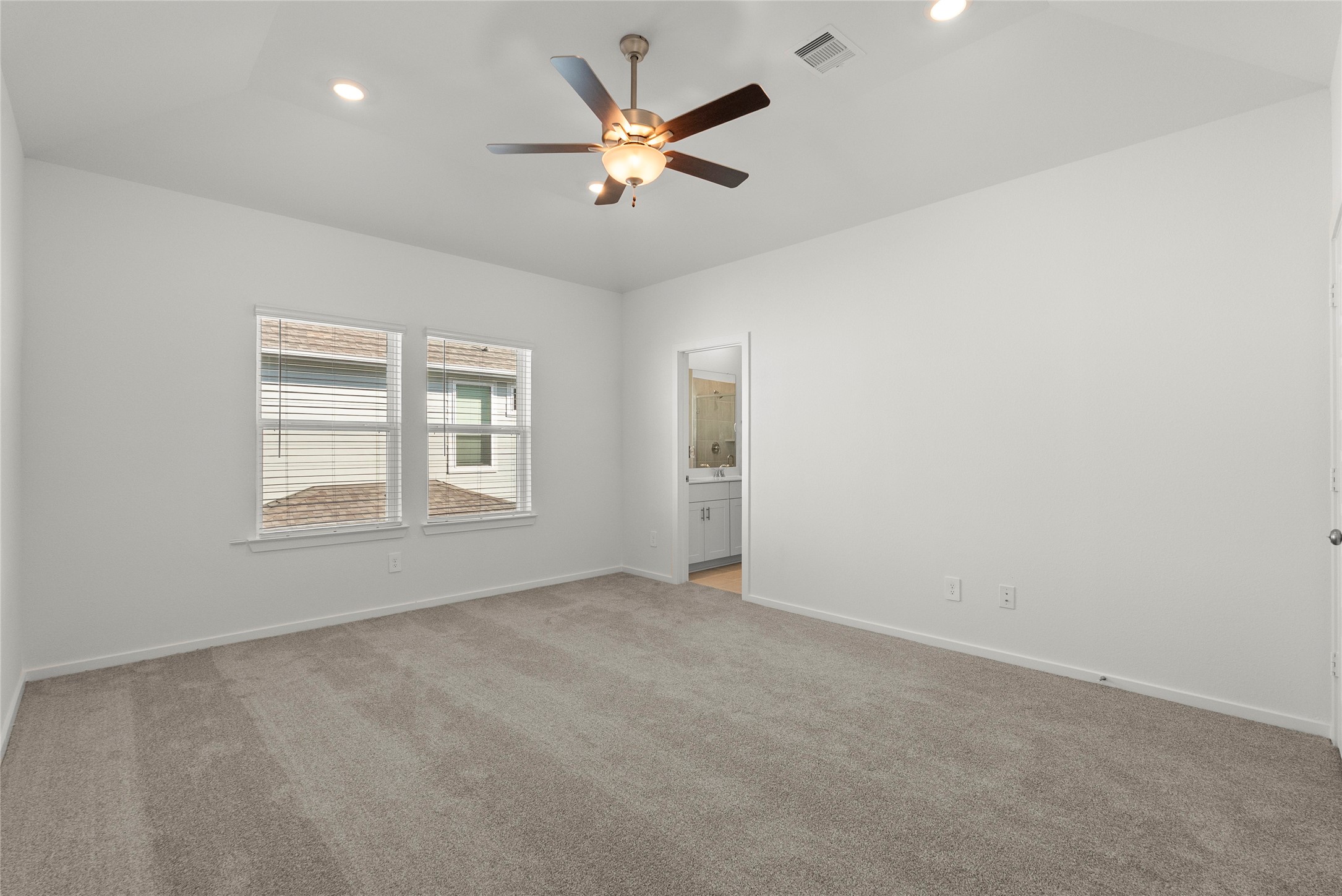702 Sand Dollar Drive Property Photo 14