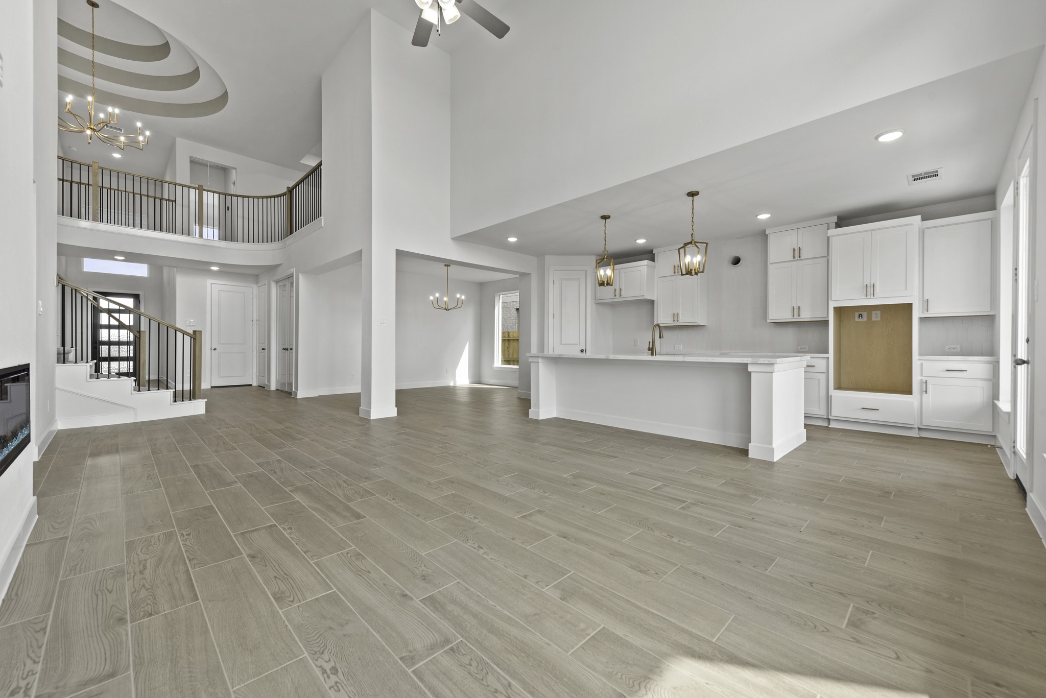 18827 Jade Grove Street Property Photo 4