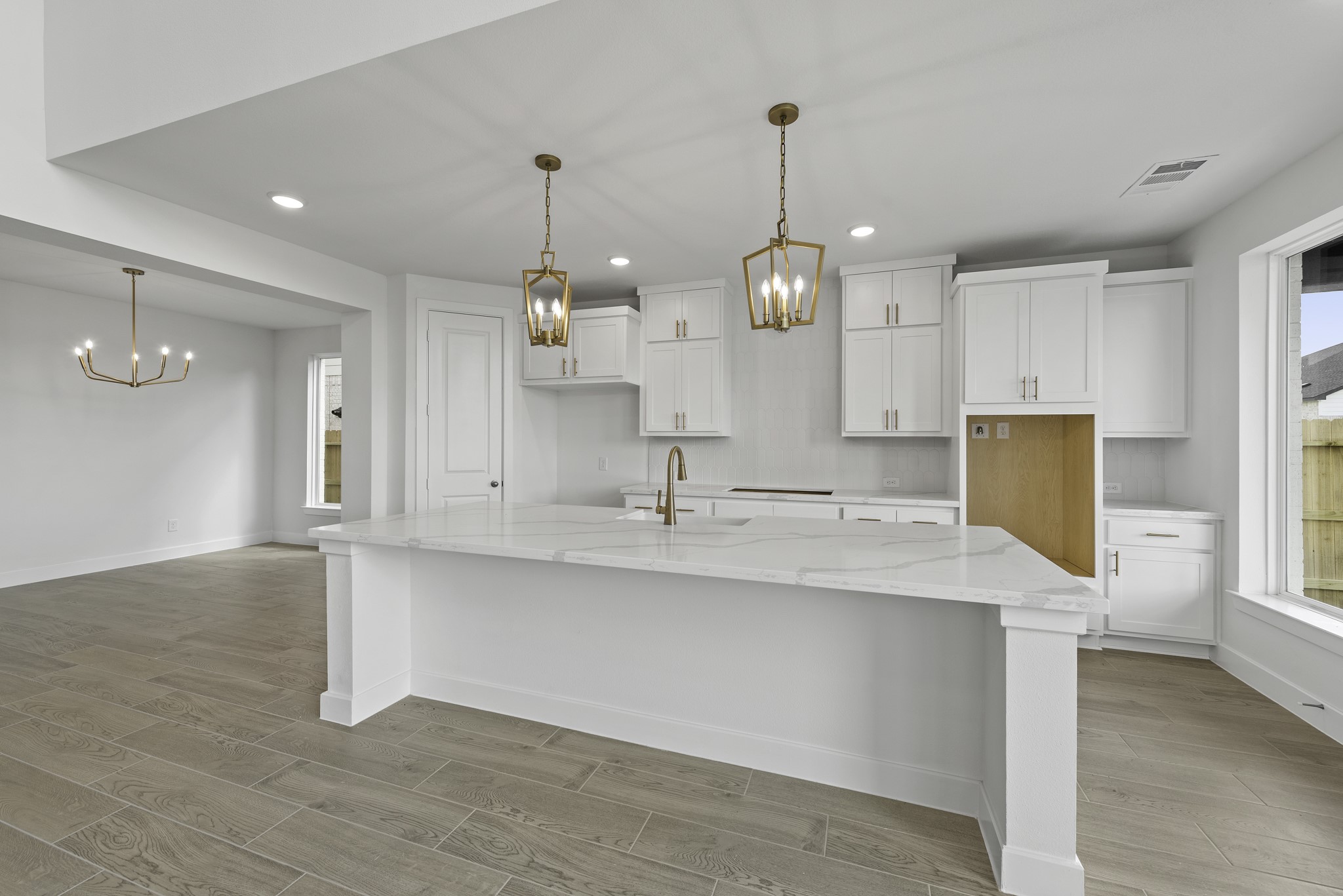 18827 Jade Grove Street Property Photo 7