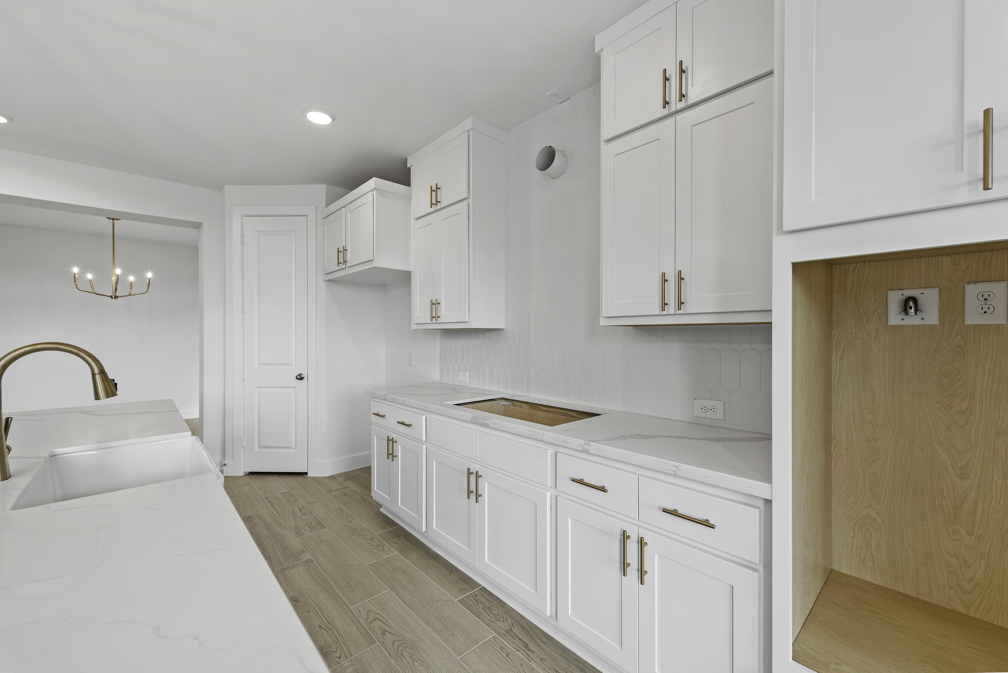 18827 Jade Grove Street Property Photo 8