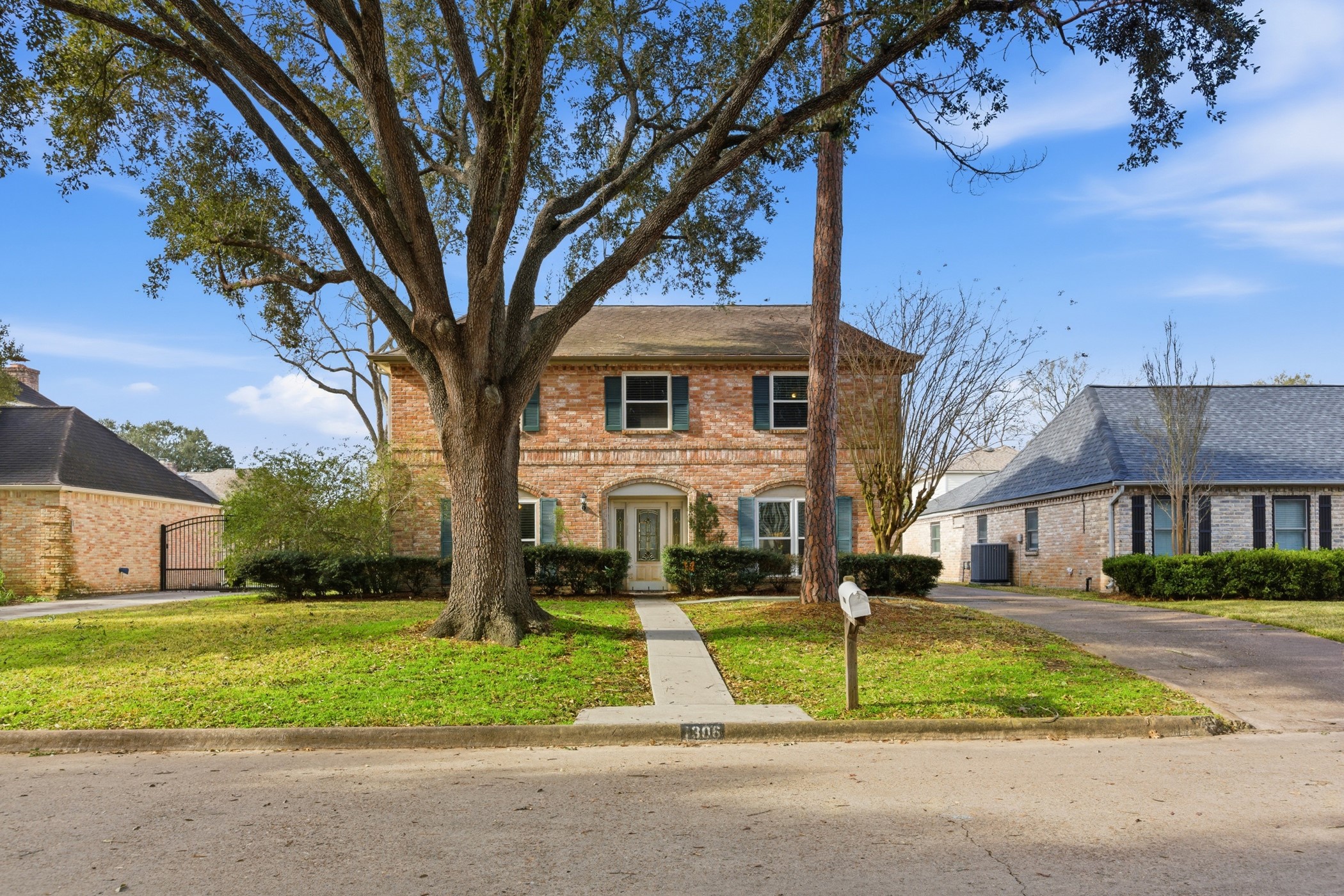 1306 Dominion Drive Property Photo 1