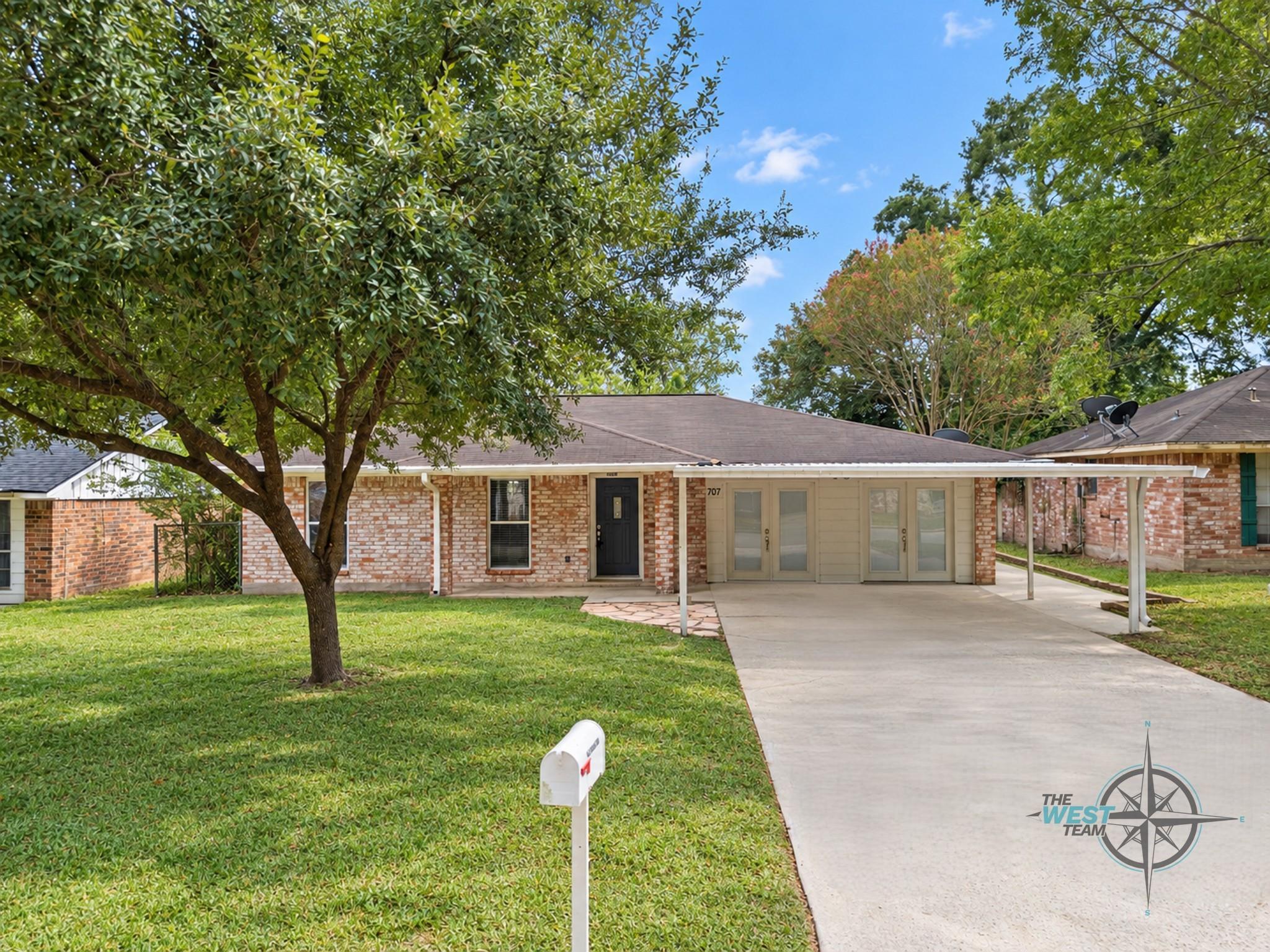 707 Hildred Avenue Property Photo 1