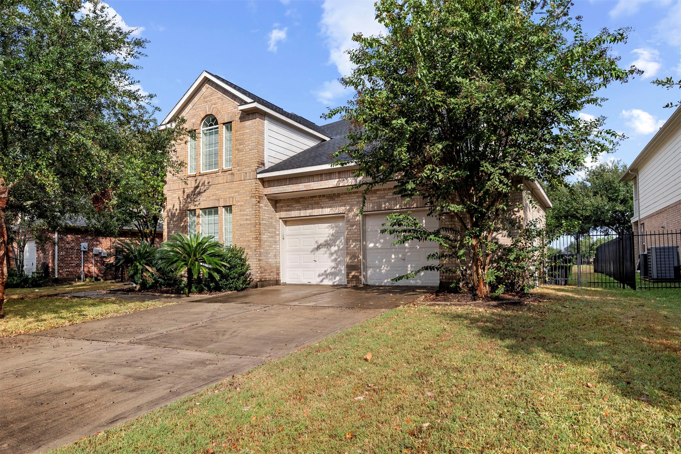 7711 Summer Shore Drive Property Photo 1