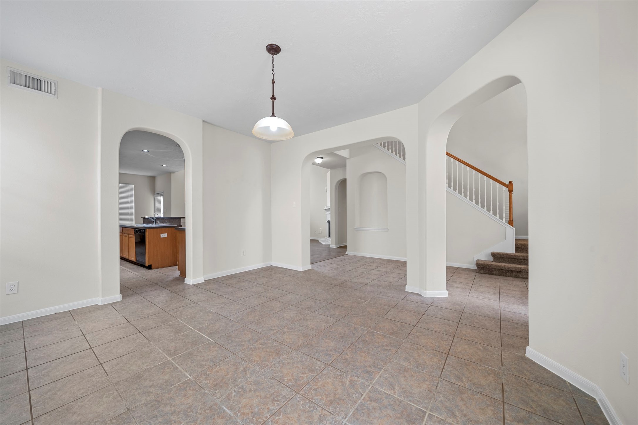 7711 Summer Shore Drive Property Photo 6