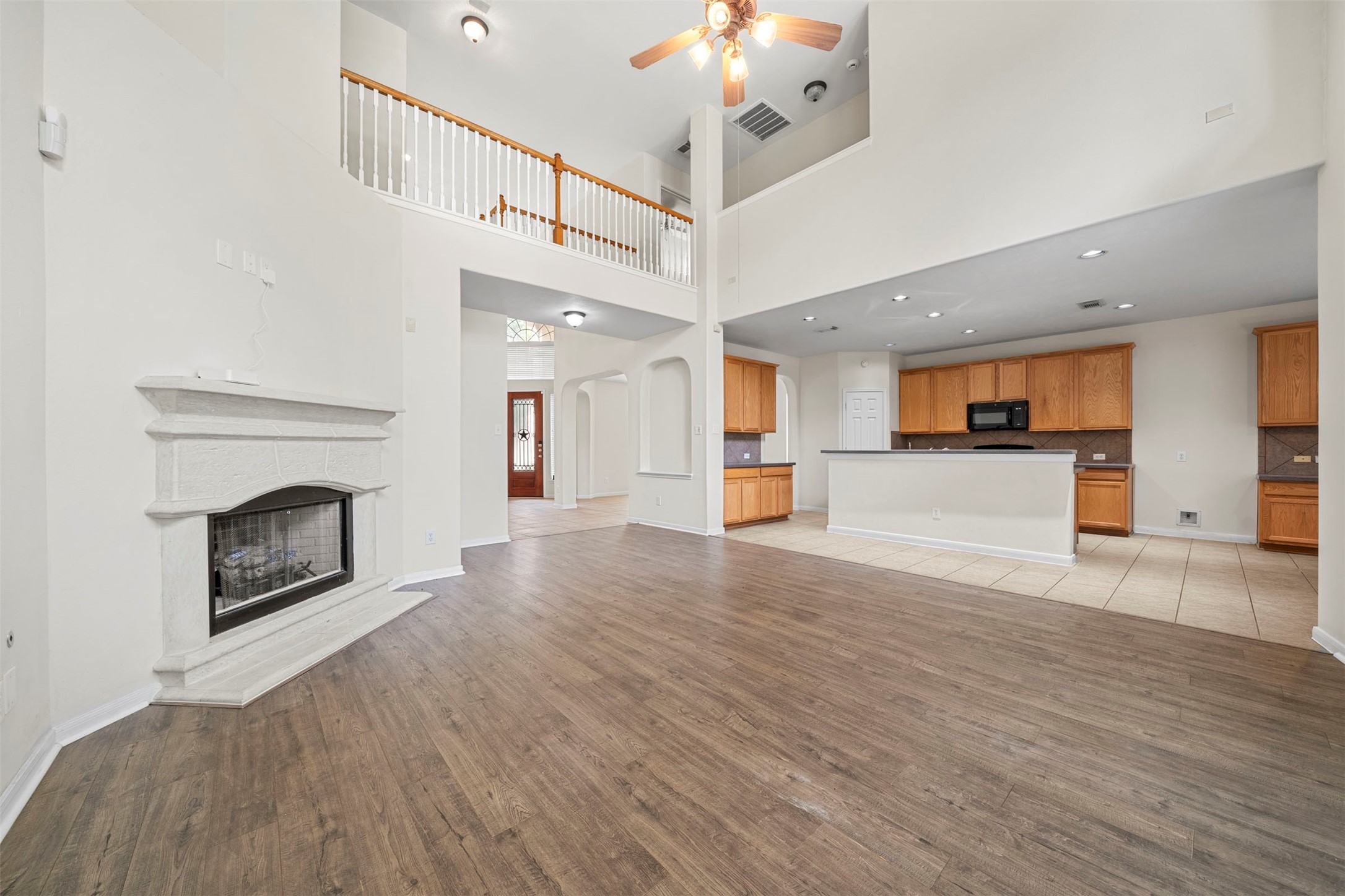 7711 Summer Shore Drive Property Photo 10