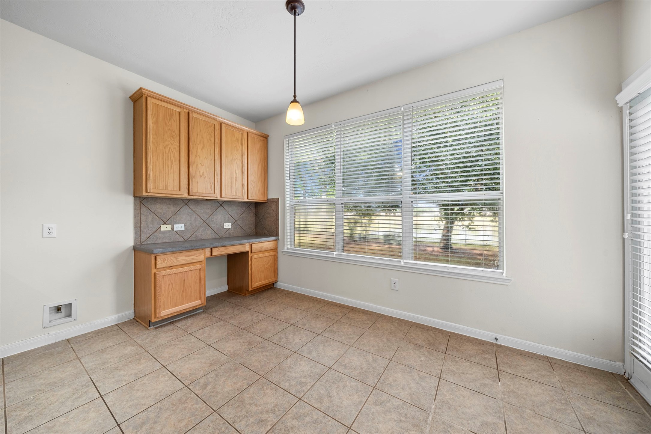 7711 Summer Shore Drive Property Photo 11