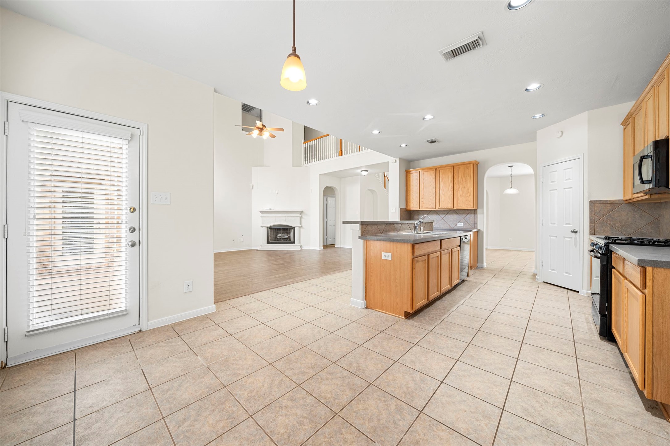 7711 Summer Shore Drive Property Photo 12
