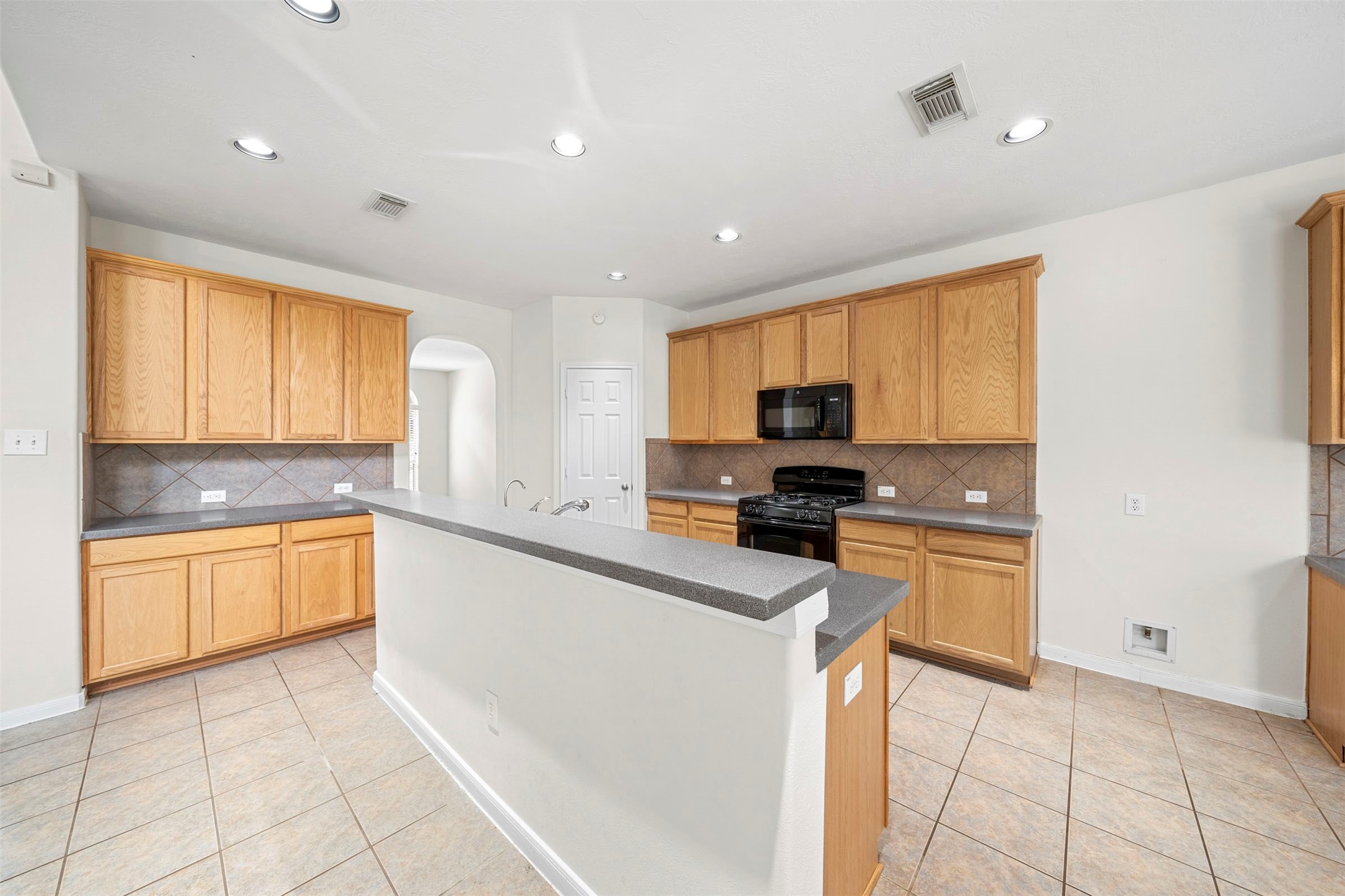7711 Summer Shore Drive Property Photo 15