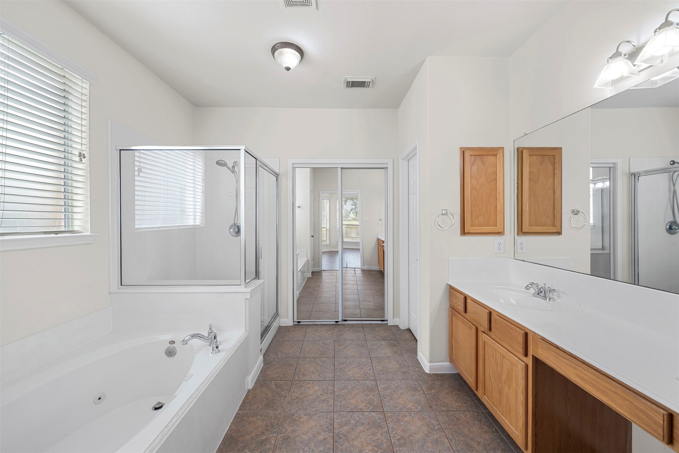 7711 Summer Shore Drive Property Photo 22