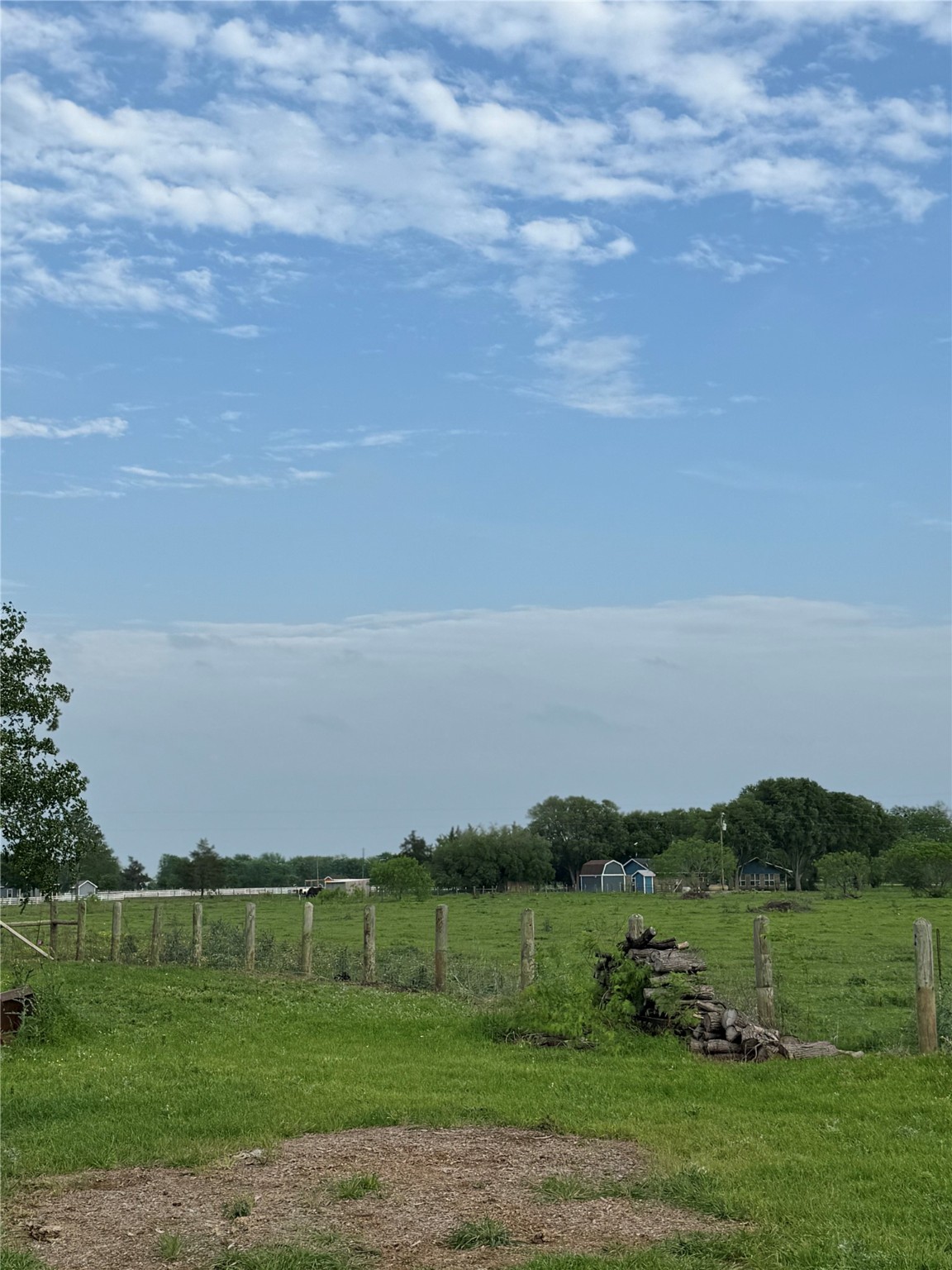 00 Fm 1887 Road Property Photo 4