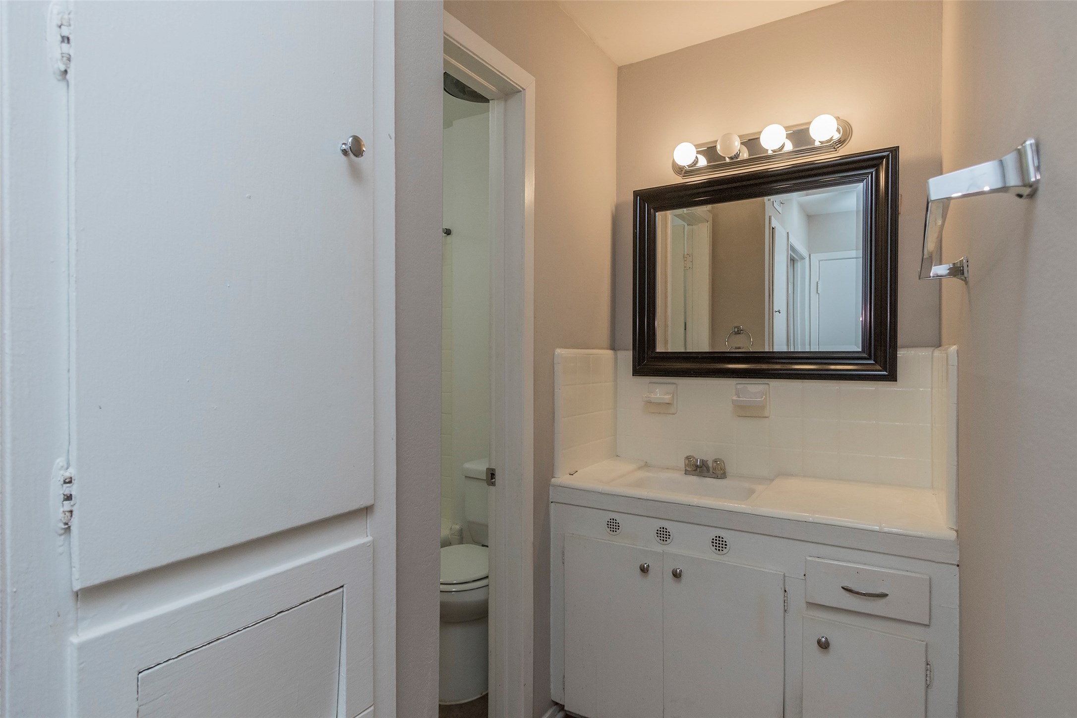 1401 Kipling 18 Property Photo 14