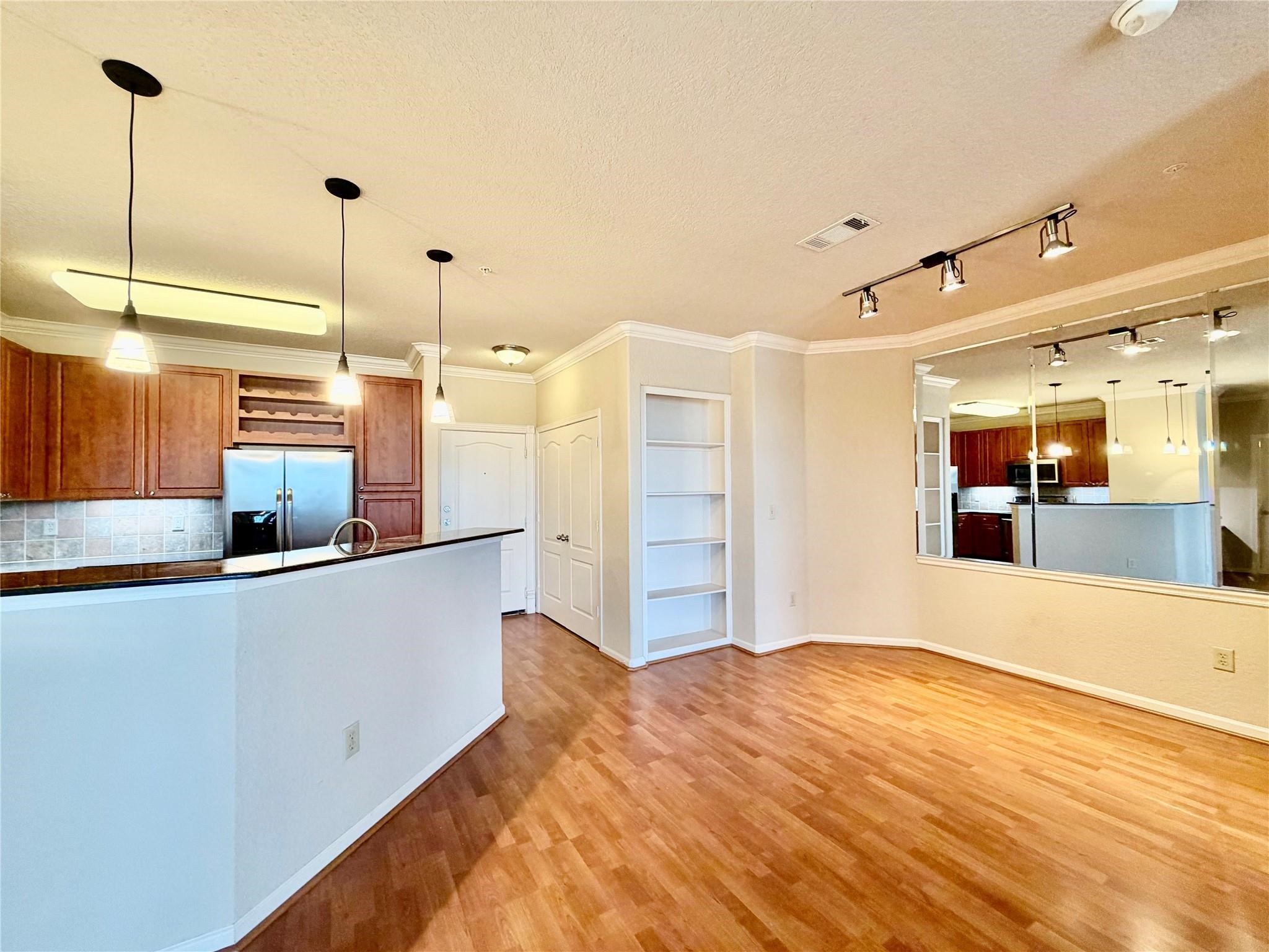 1711 Old Spanish Trail 407 Property Photo 6