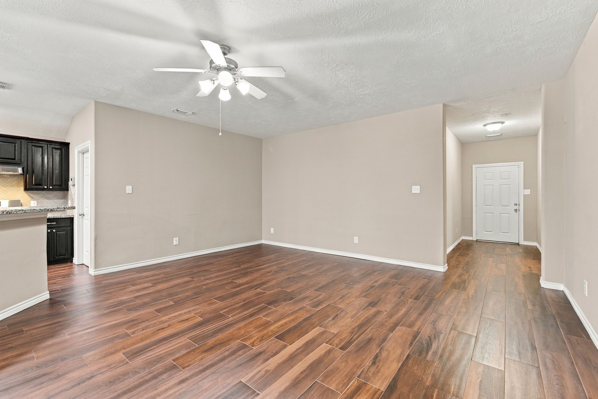 6754 River Ridge Lane Property Photo 8