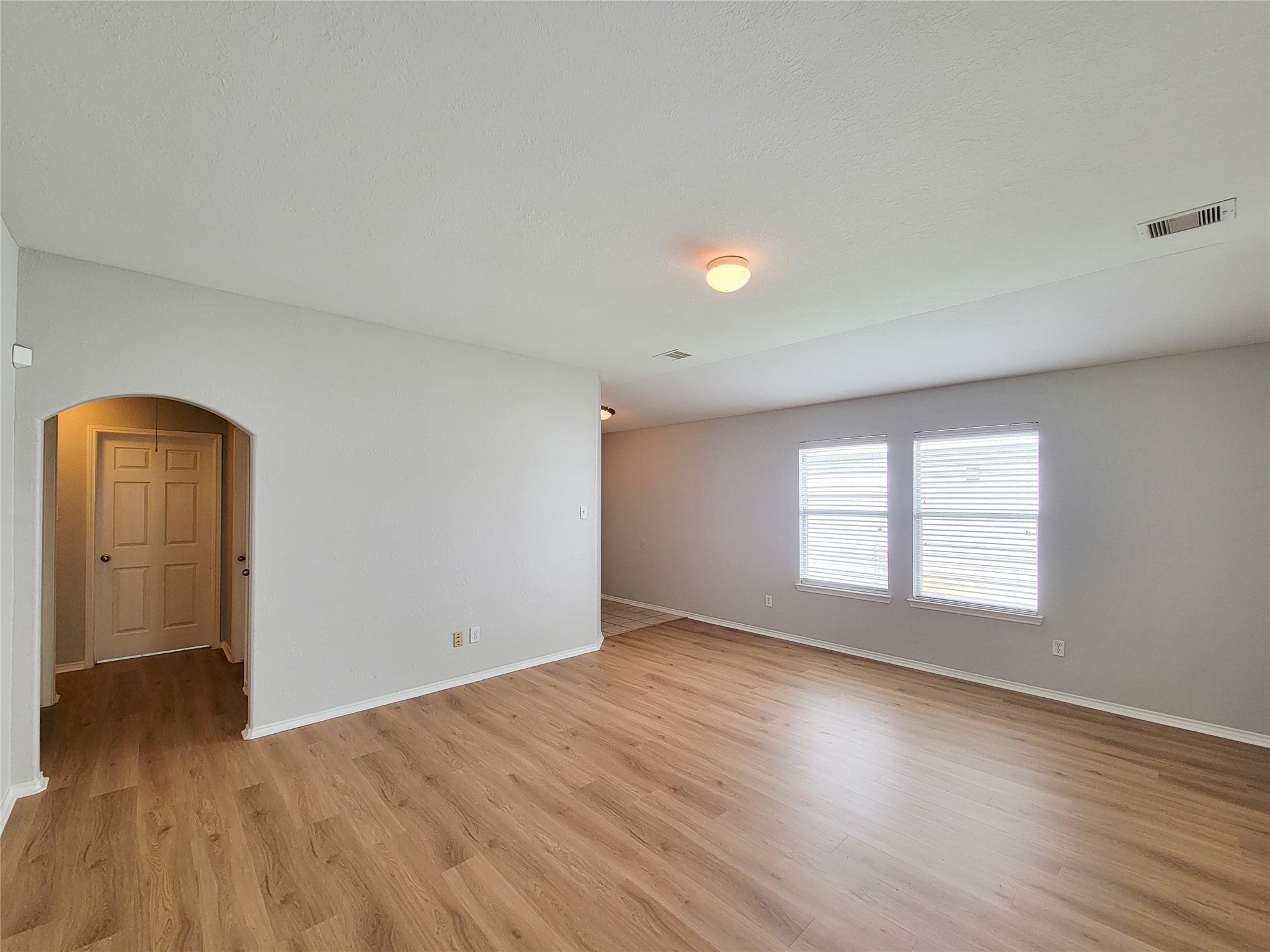 7438 Fox Knoll Property Photo 6