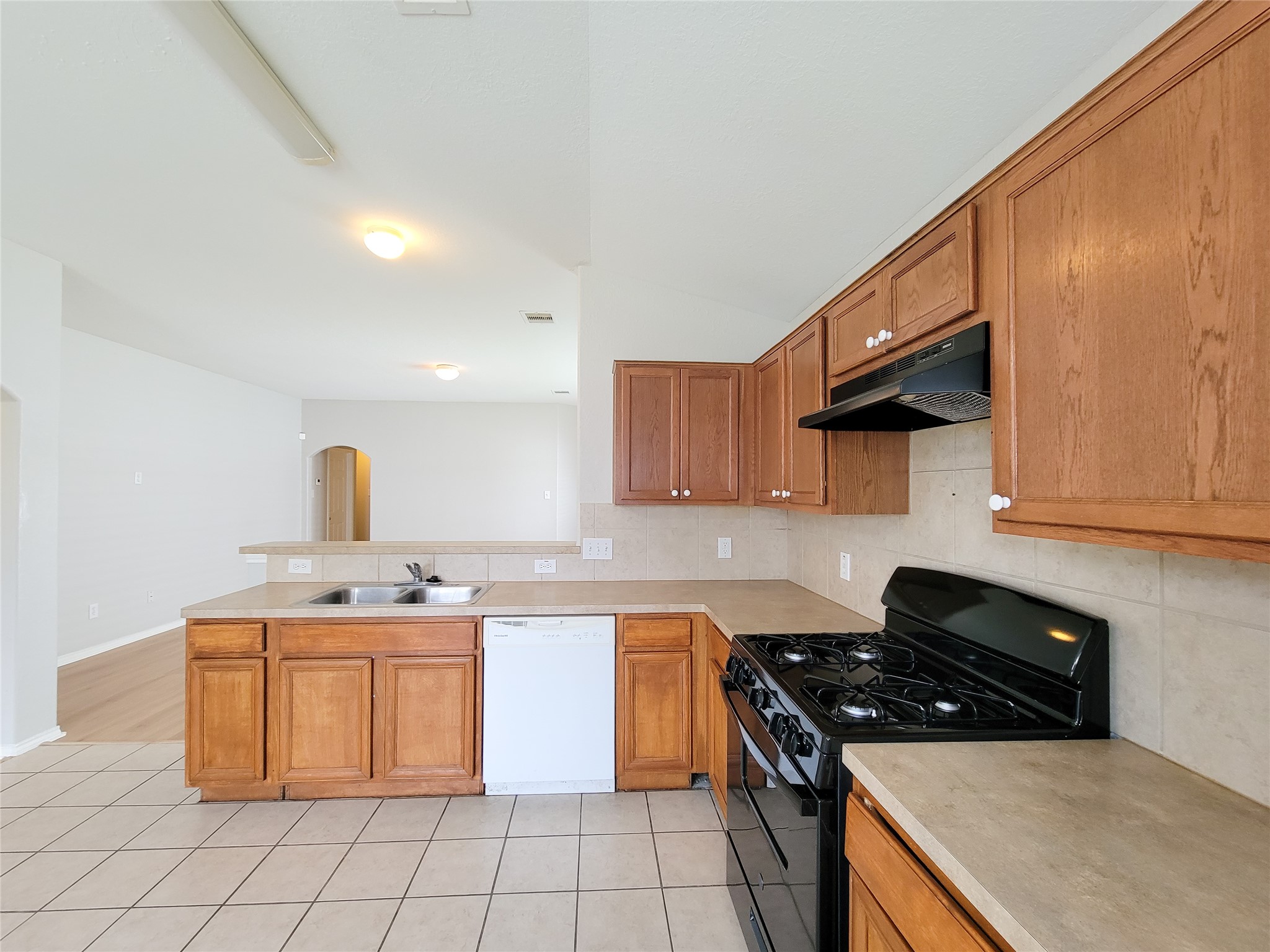 7438 Fox Knoll Property Photo 14