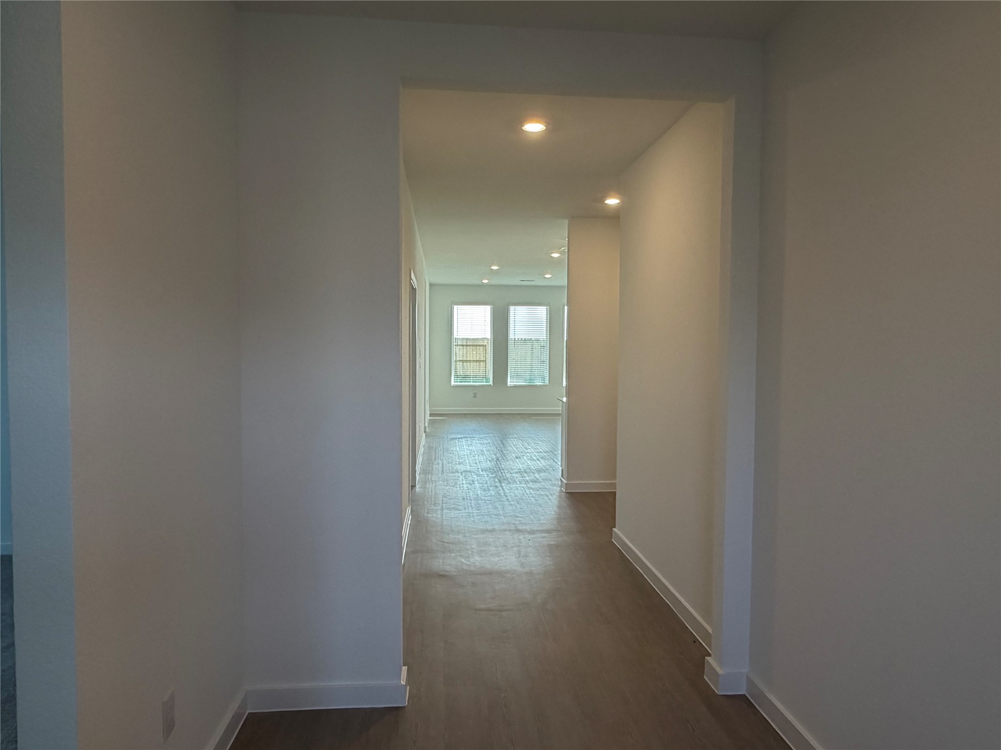 8218 Rustic Pine Trail Property Photo 8