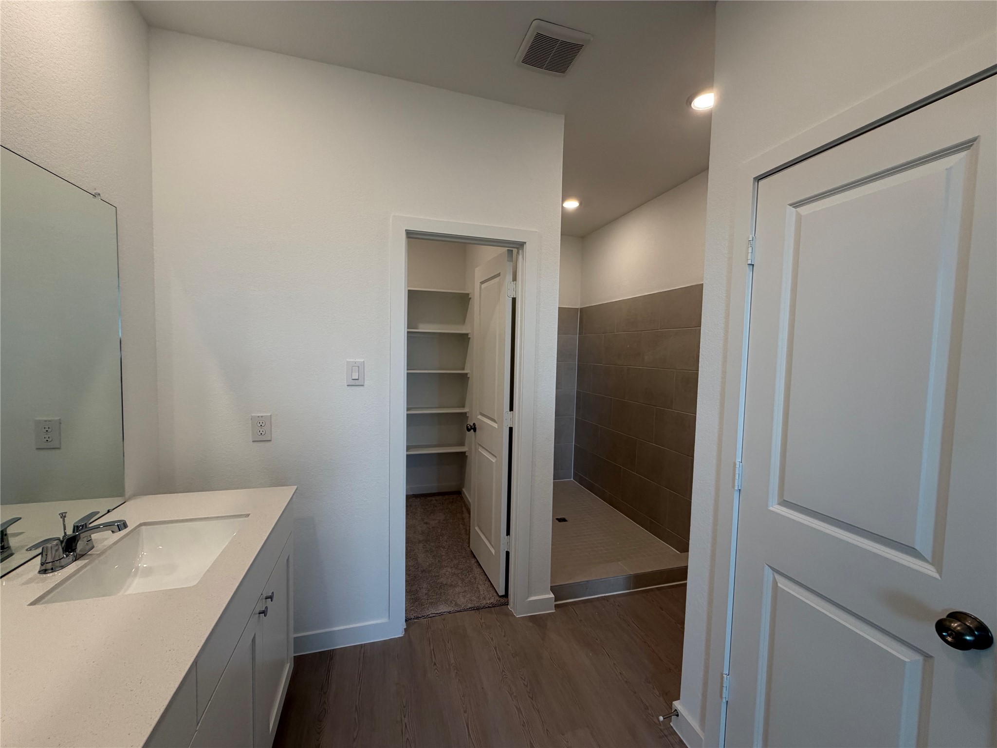 8218 Rustic Pine Trail Property Photo 10