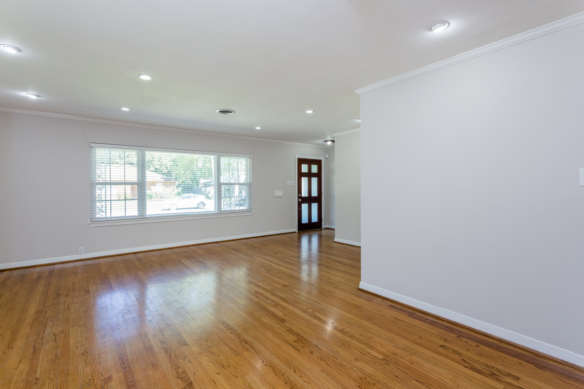 2807 Prescott Street Property Photo 6