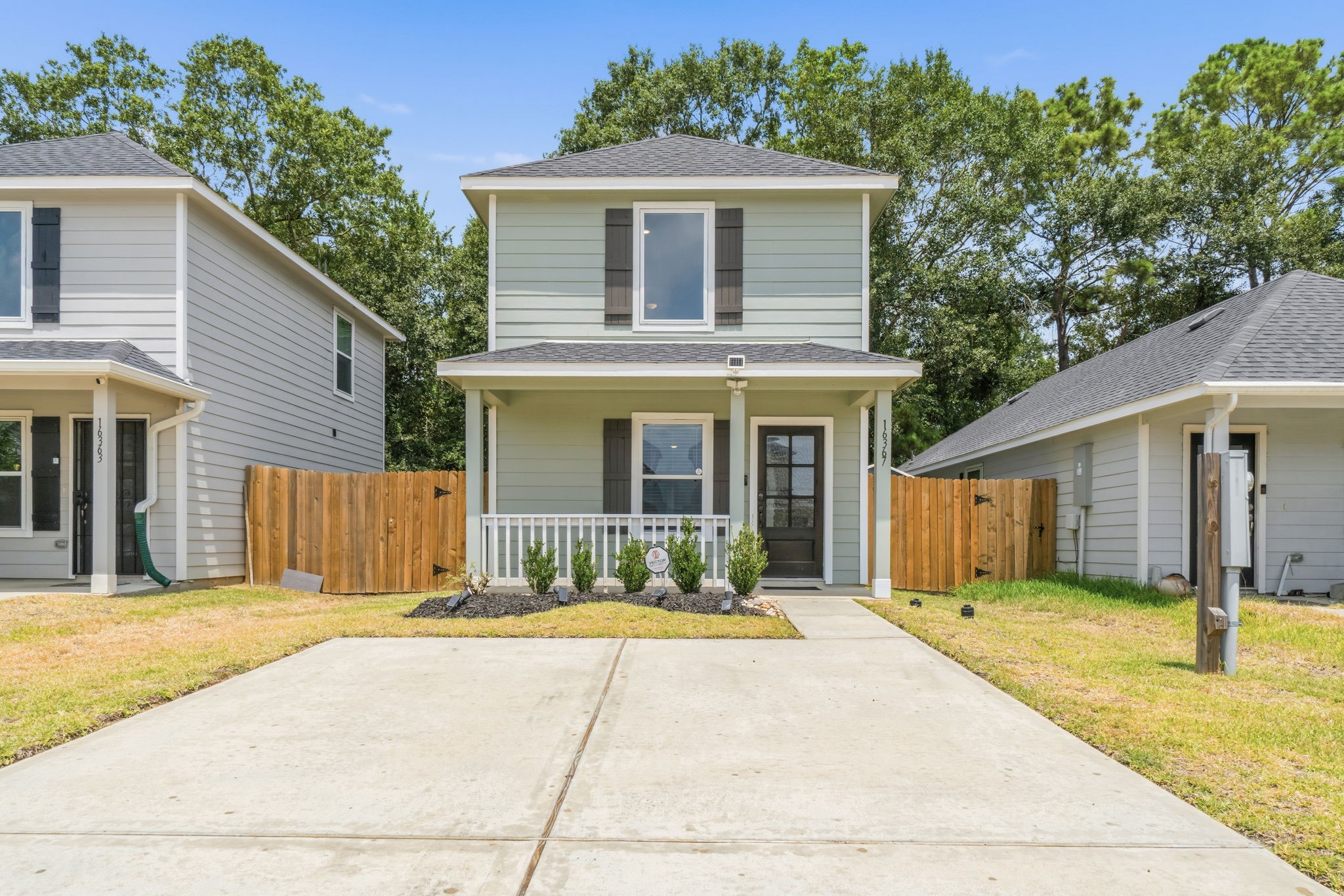 16367 Jasmine Marie Place Property Photo 1