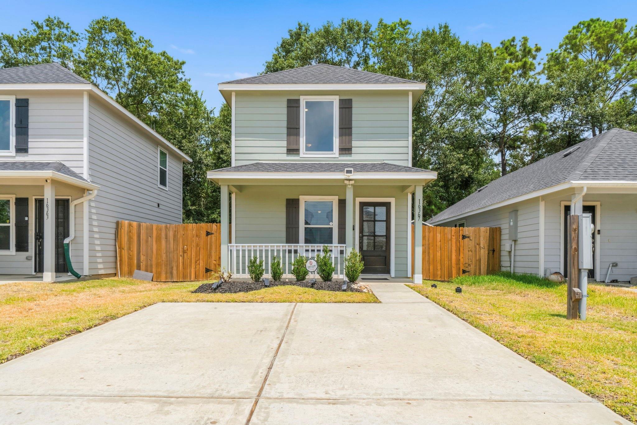 16367 Jasmine Marie Place Property Photo 1