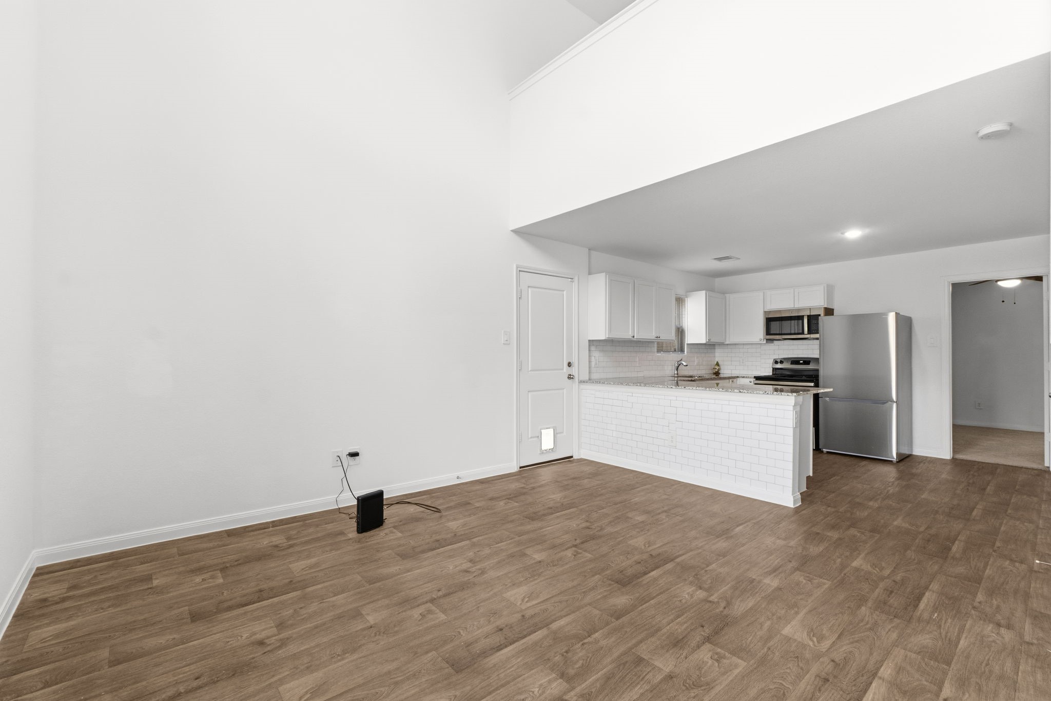 16367 Jasmine Marie Place Property Photo 4