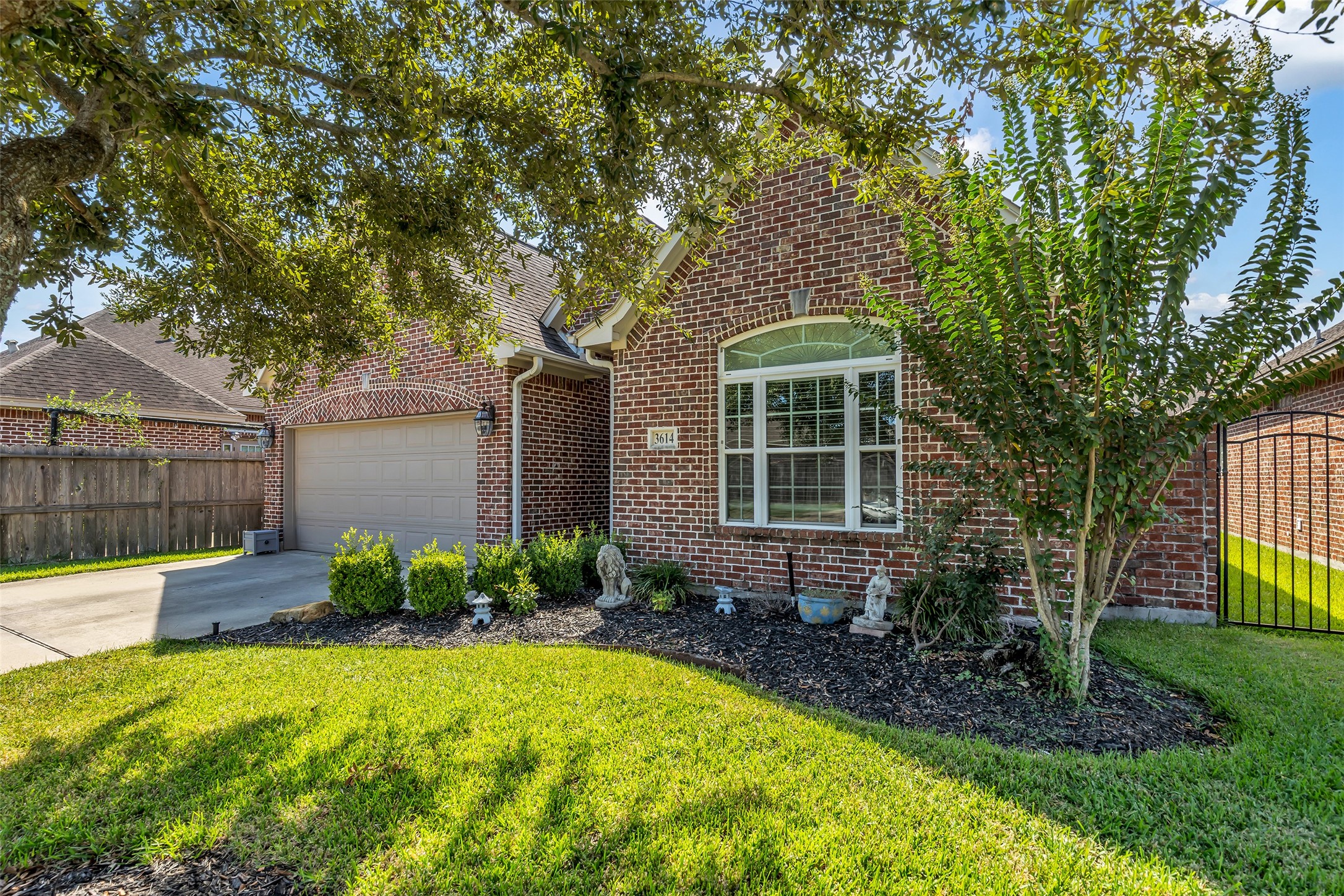 3614 Verona Property Photo 1
